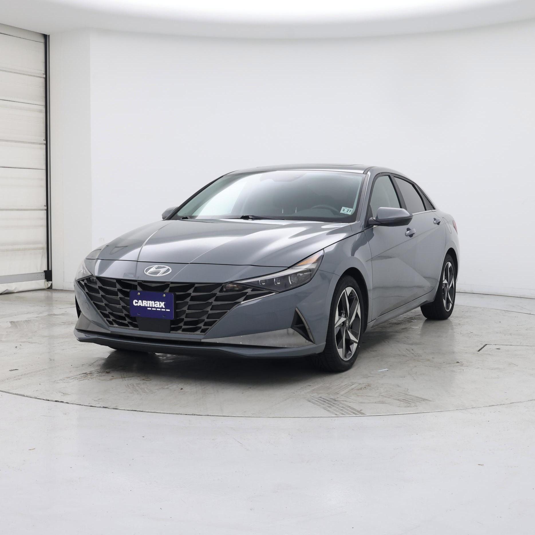 Thumbnail: 2022 Hyundai Elantra - 4