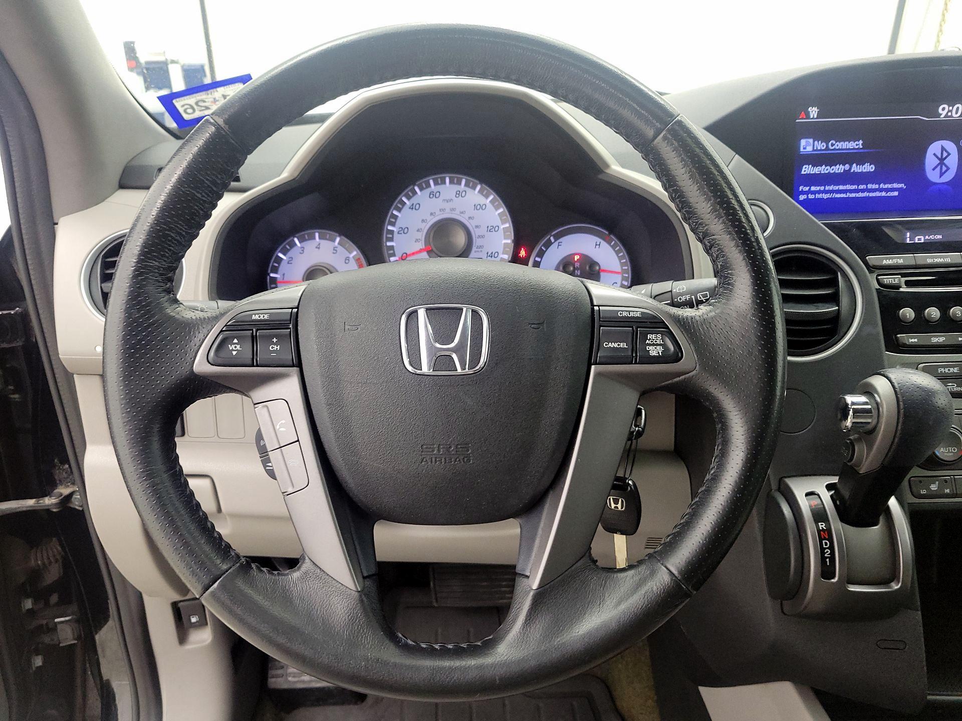 Thumbnail: 2015 Honda Pilot - 10