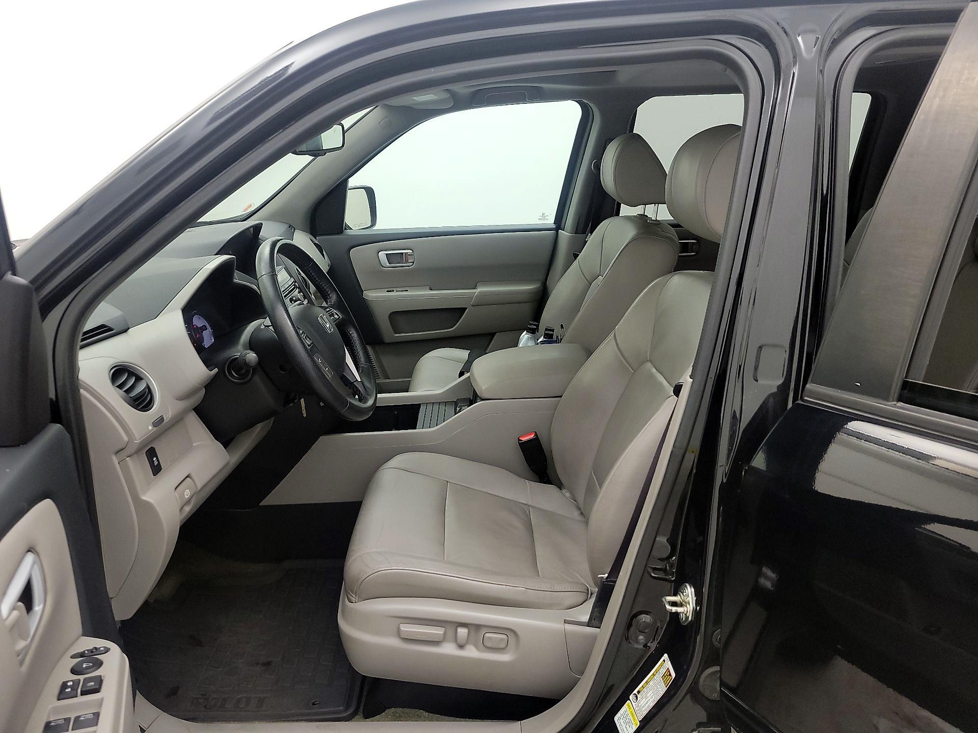 Thumbnail: 2015 Honda Pilot - 11