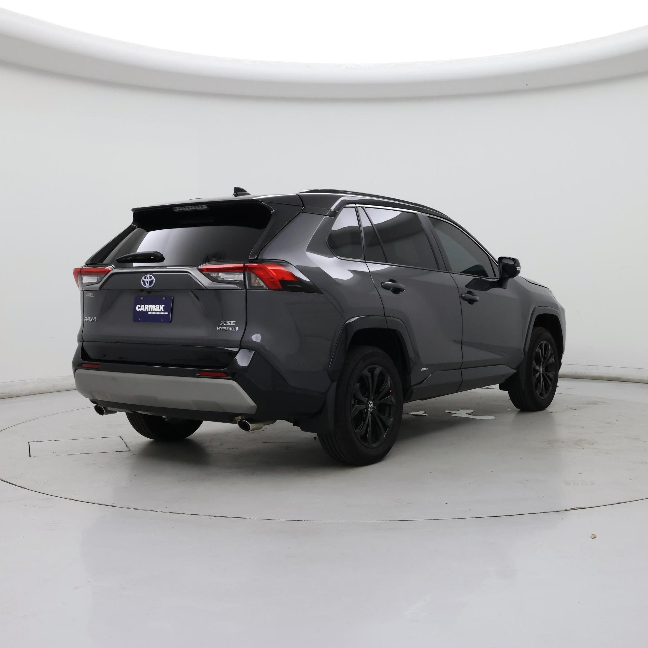 Thumbnail: 2023 Toyota RAV4 - 8