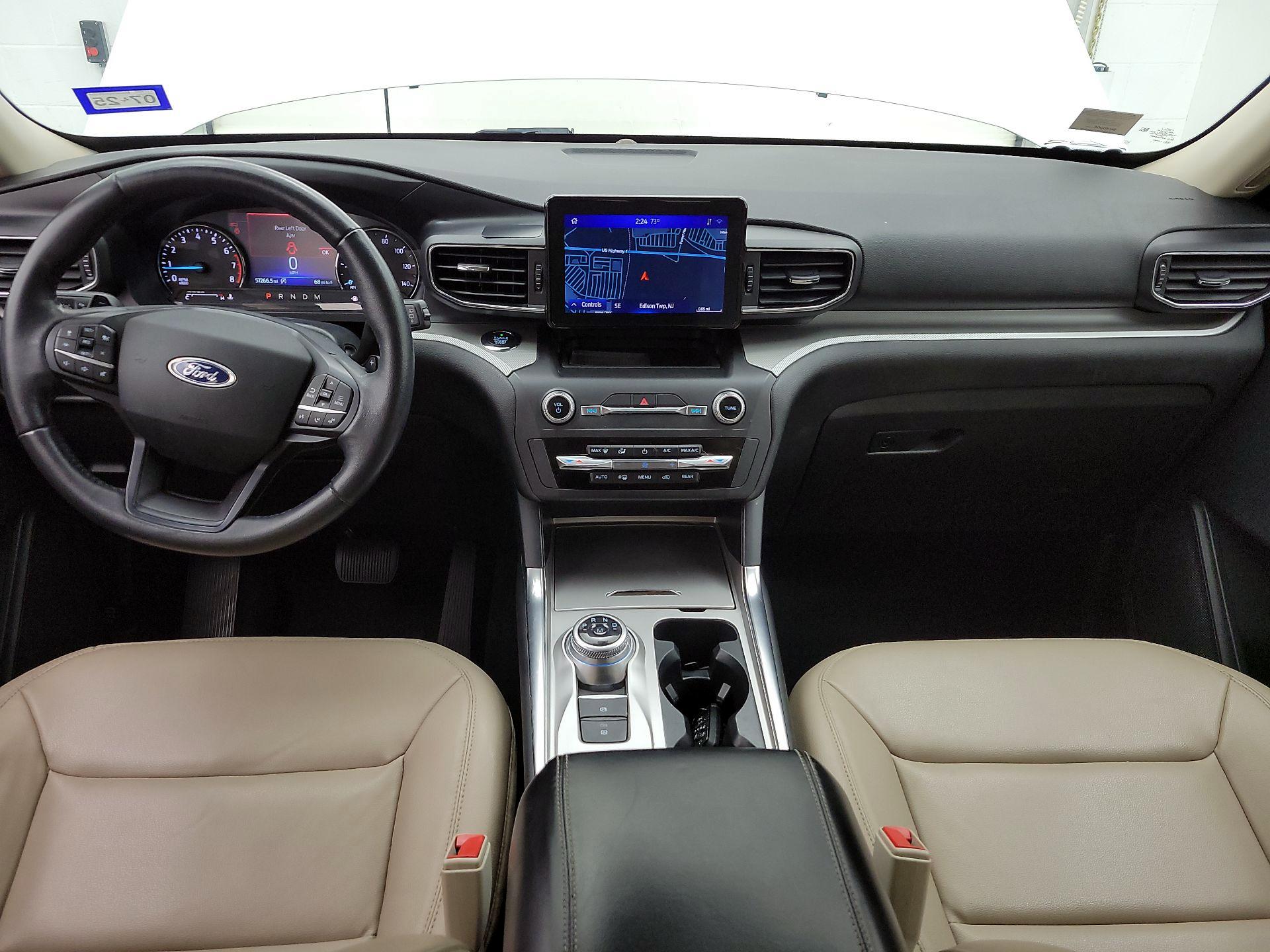 Thumbnail: 2020 Ford Explorer - 9