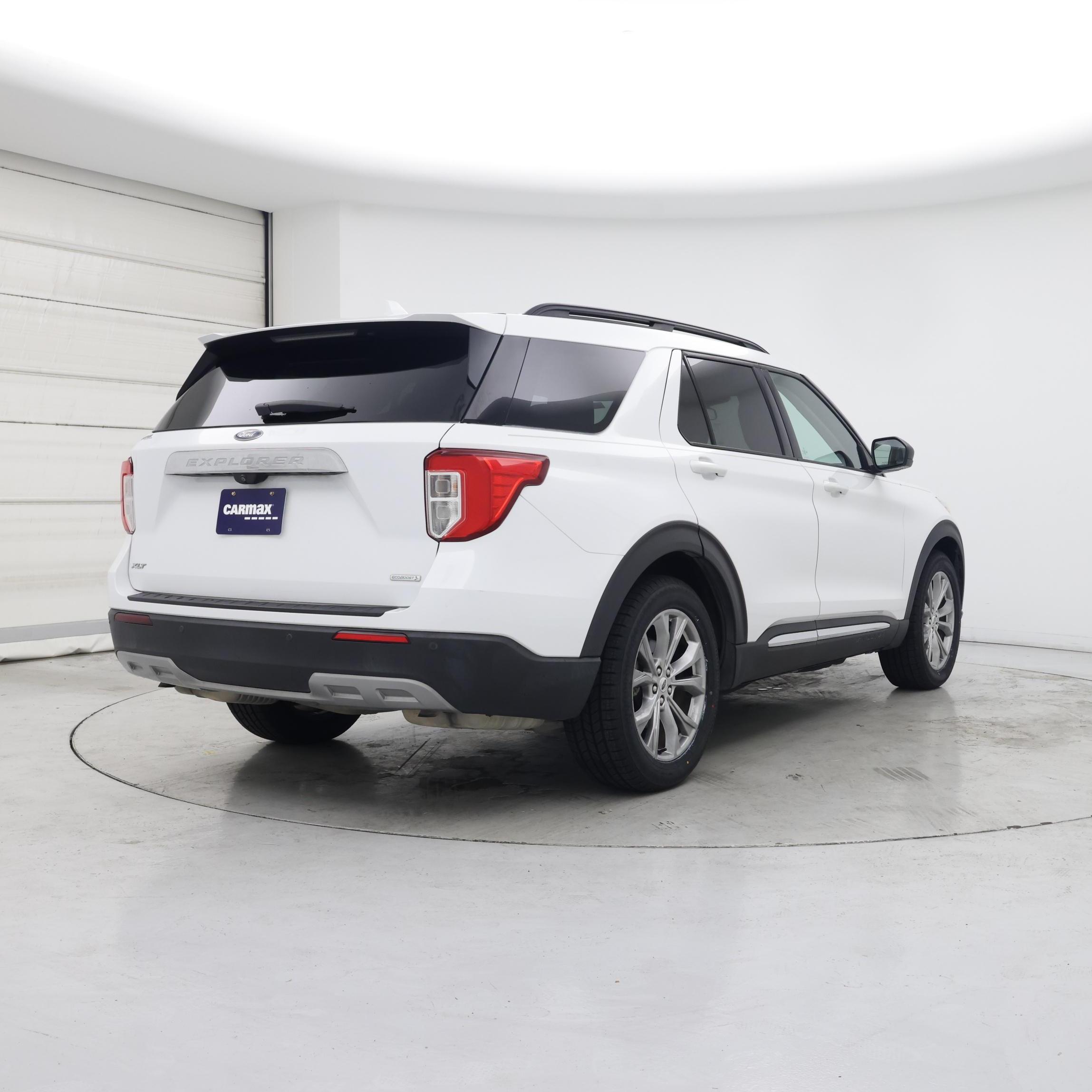 Thumbnail: 2020 Ford Explorer - 8
