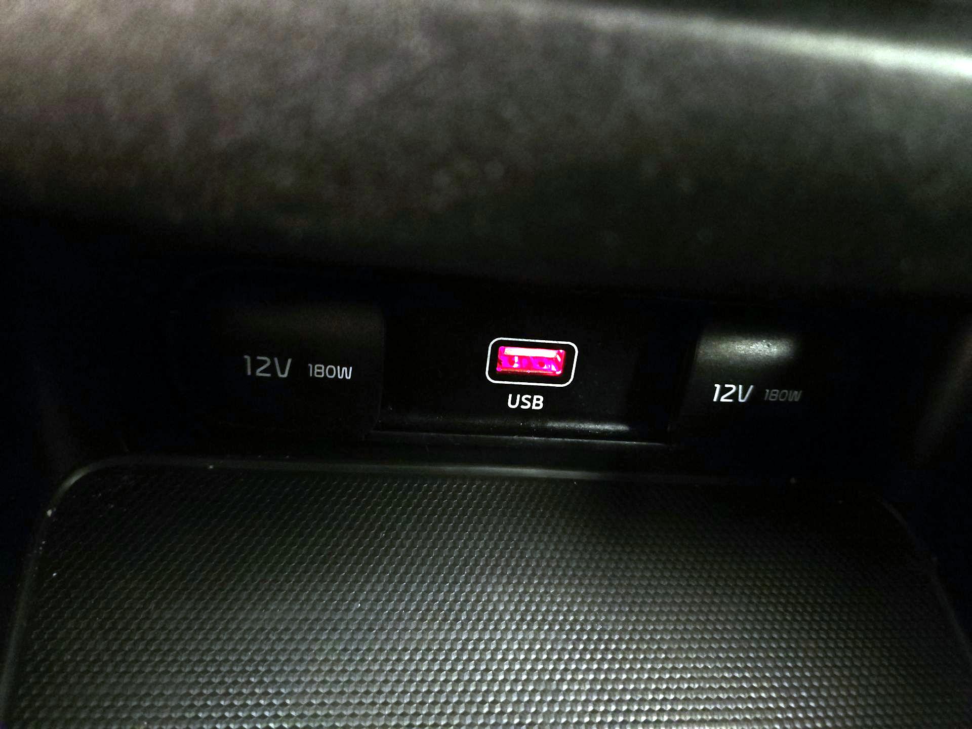 Thumbnail: 2022 Kia Forte - 18