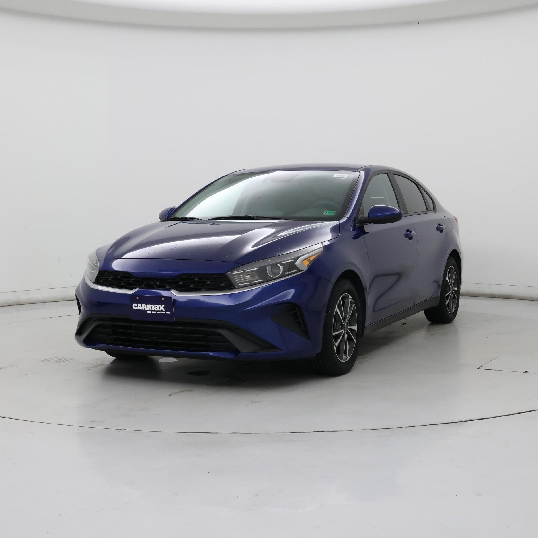 Thumbnail: 2022 Kia Forte - 4