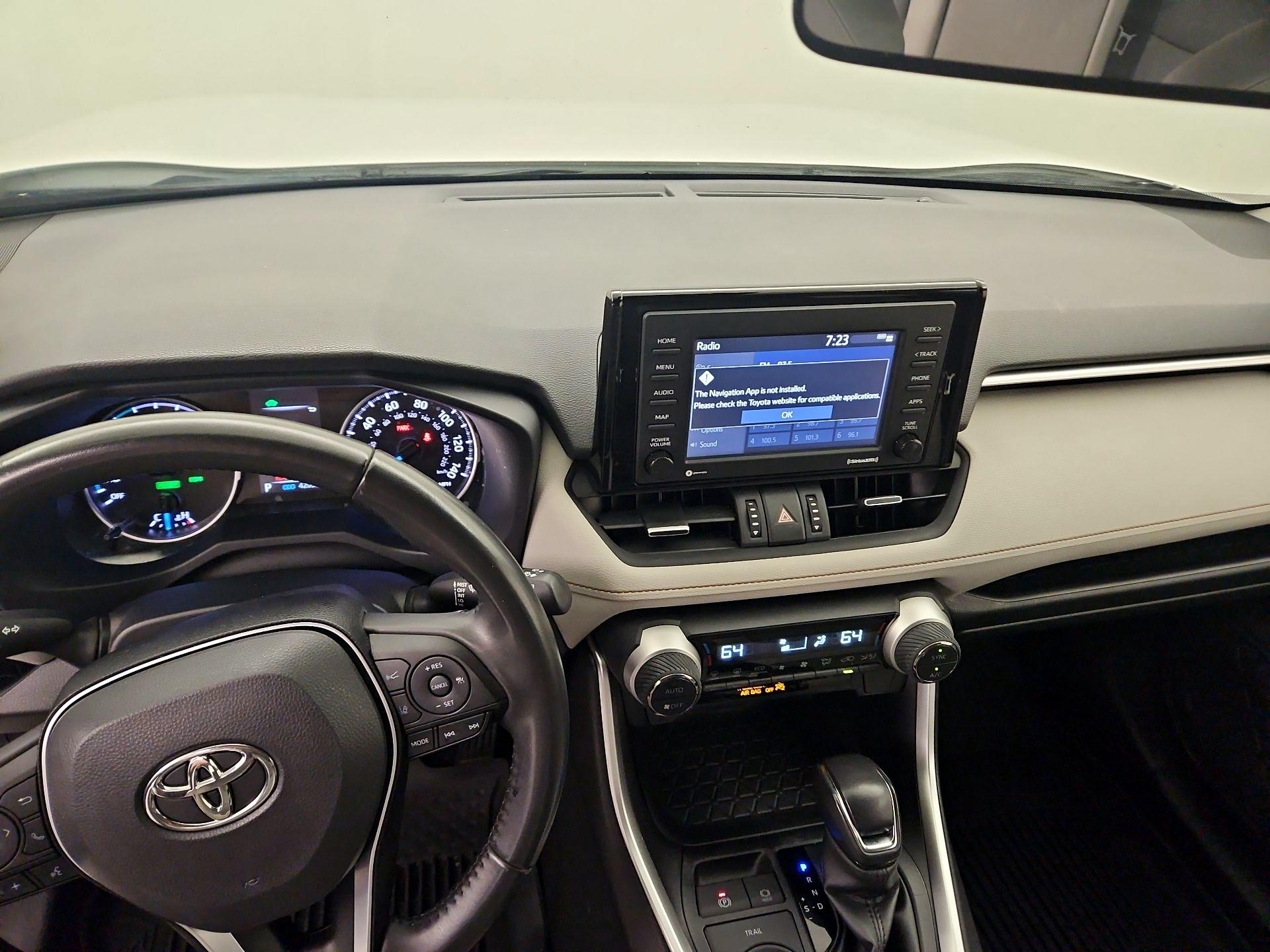 Thumbnail: 2022 Toyota RAV4 - 9