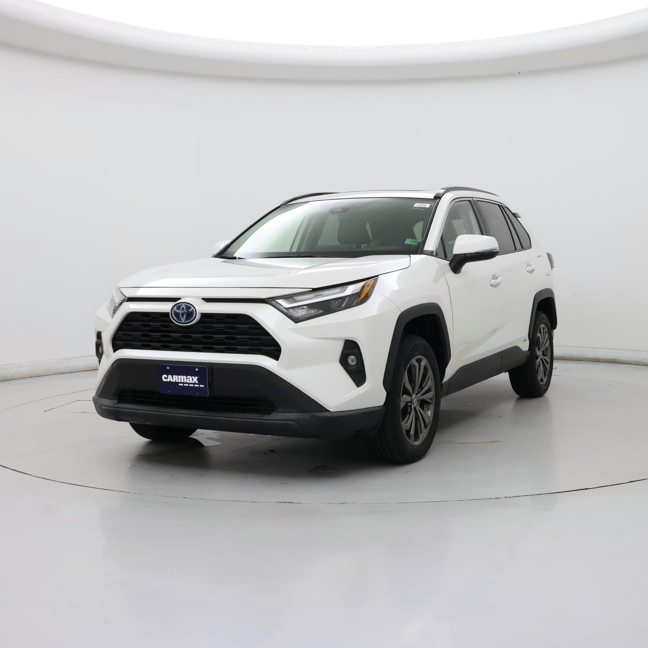 Thumbnail: 2022 Toyota RAV4 - 4
