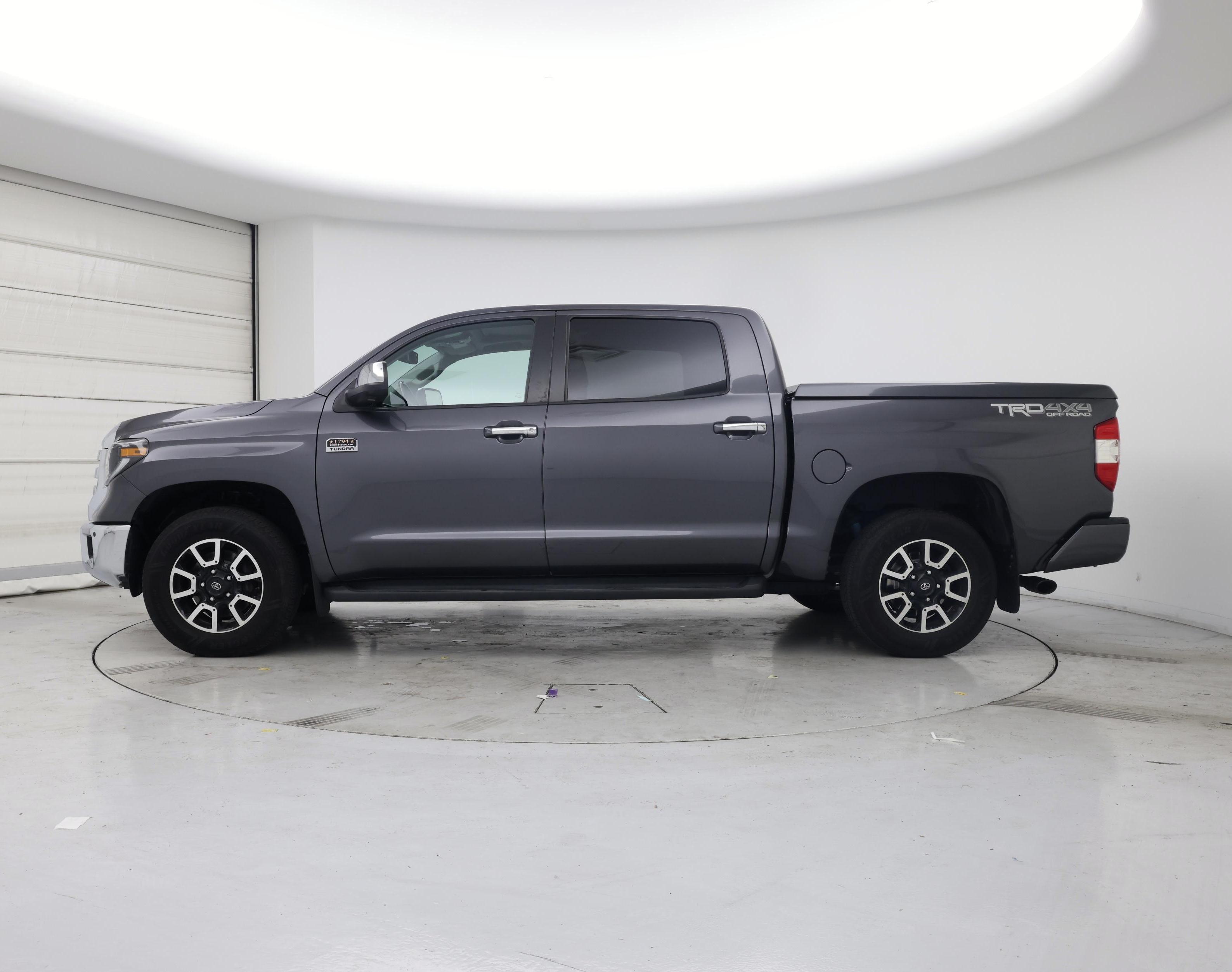 Thumbnail: 2021 Toyota Tundra - 3