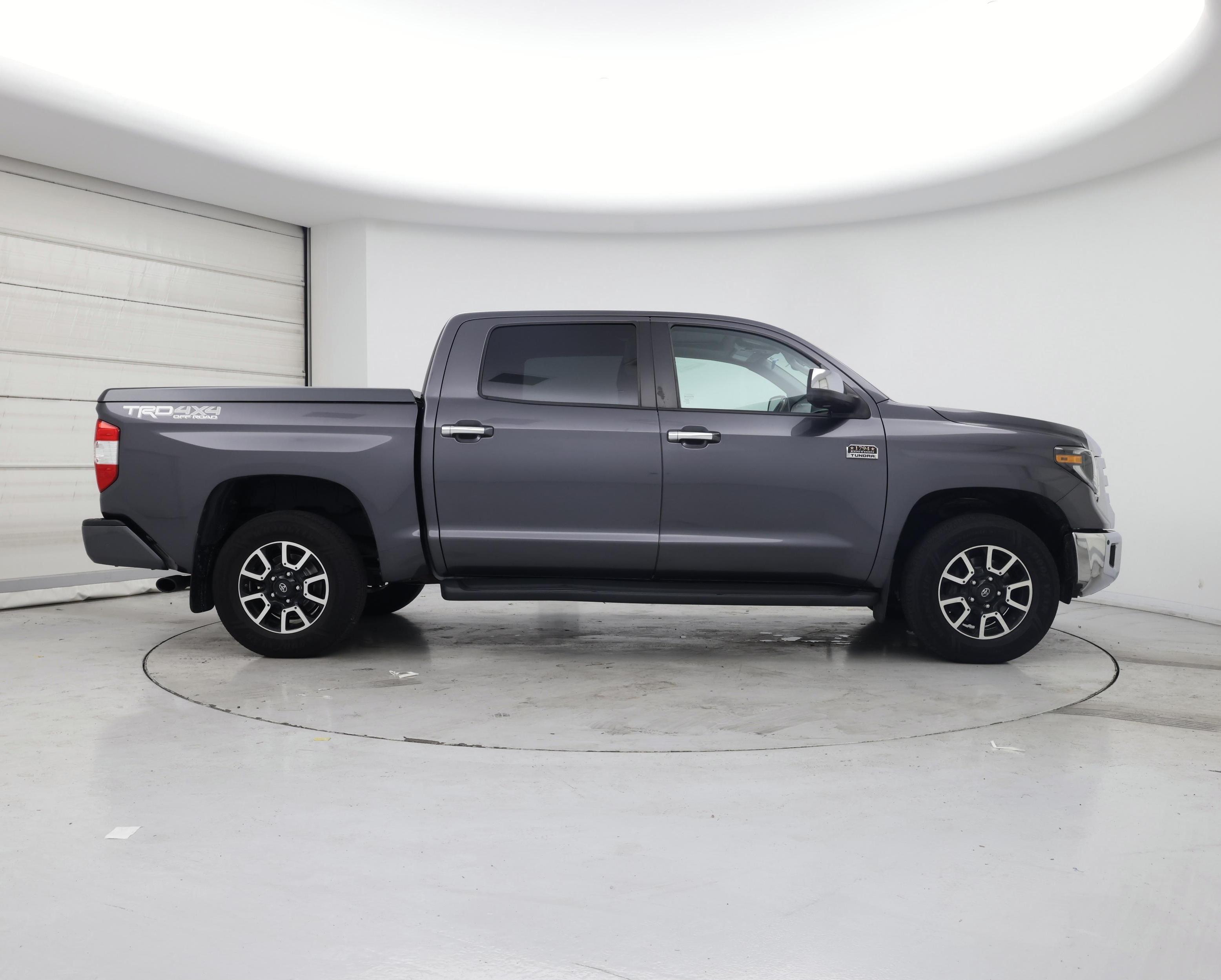 Thumbnail: 2021 Toyota Tundra - 7