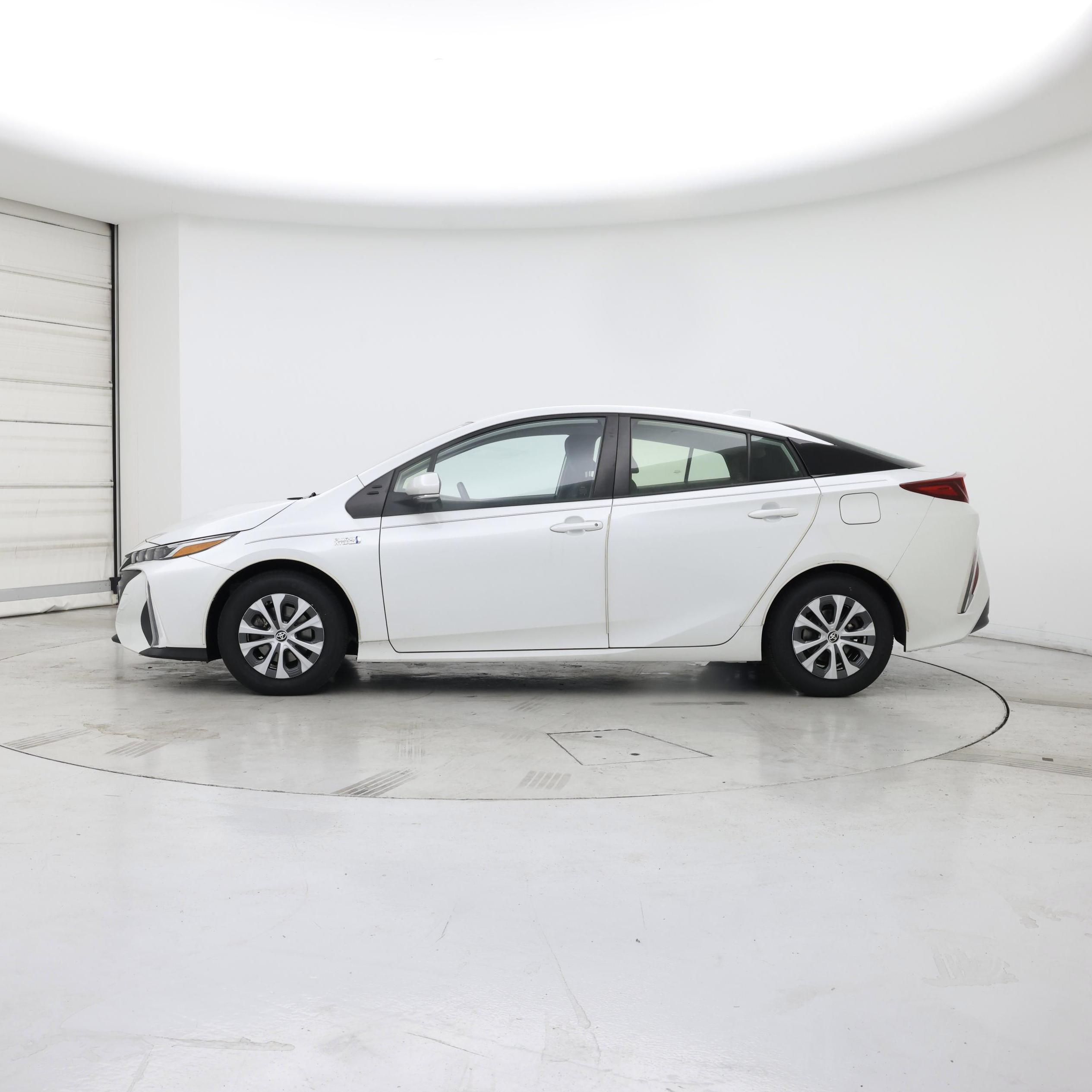 Thumbnail: 2022 Toyota Prius Prime - 3