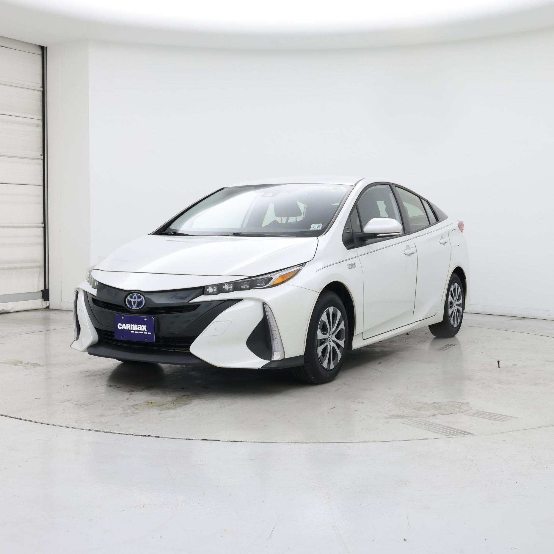 Thumbnail: 2022 Toyota Prius Prime - 4