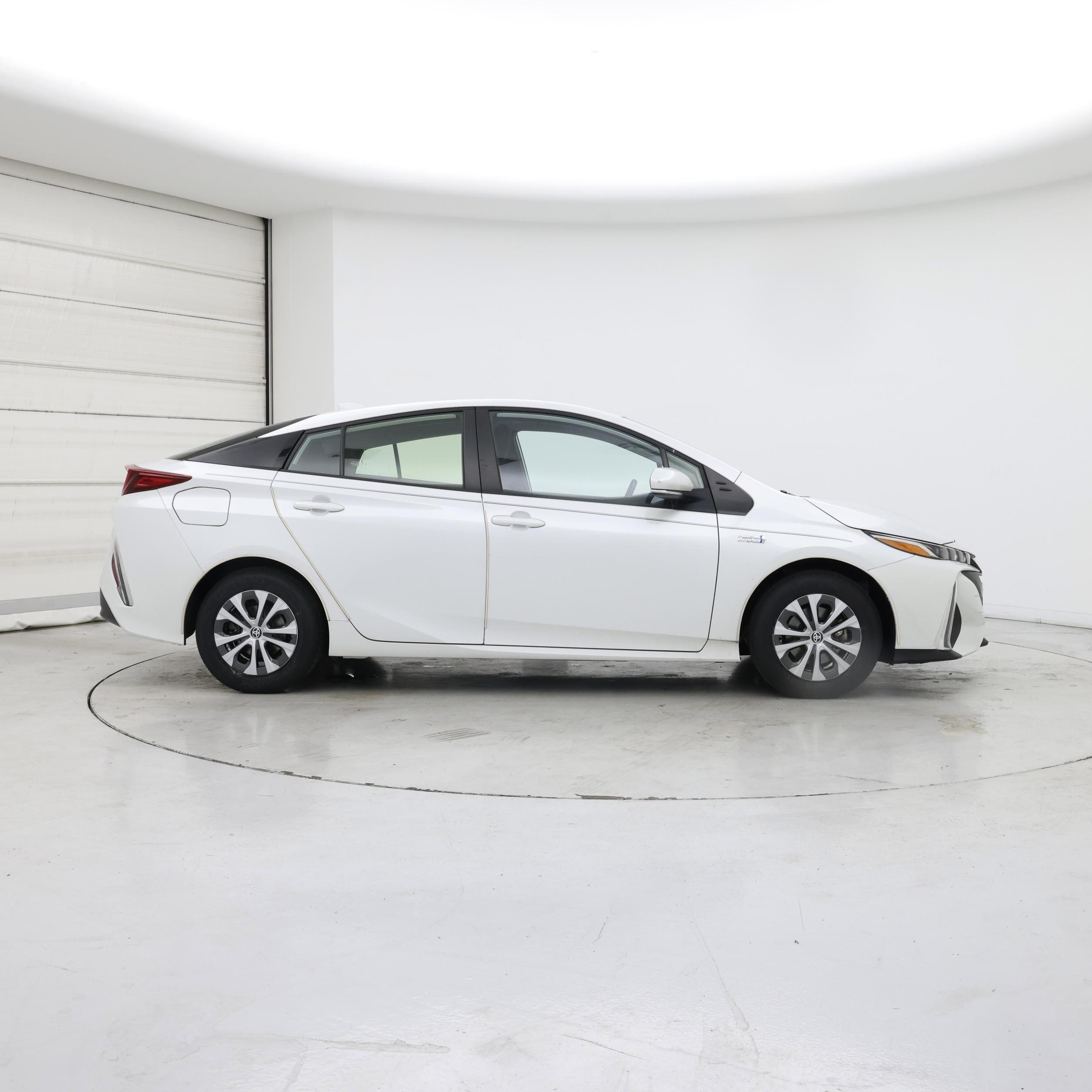 Thumbnail: 2022 Toyota Prius Prime - 7