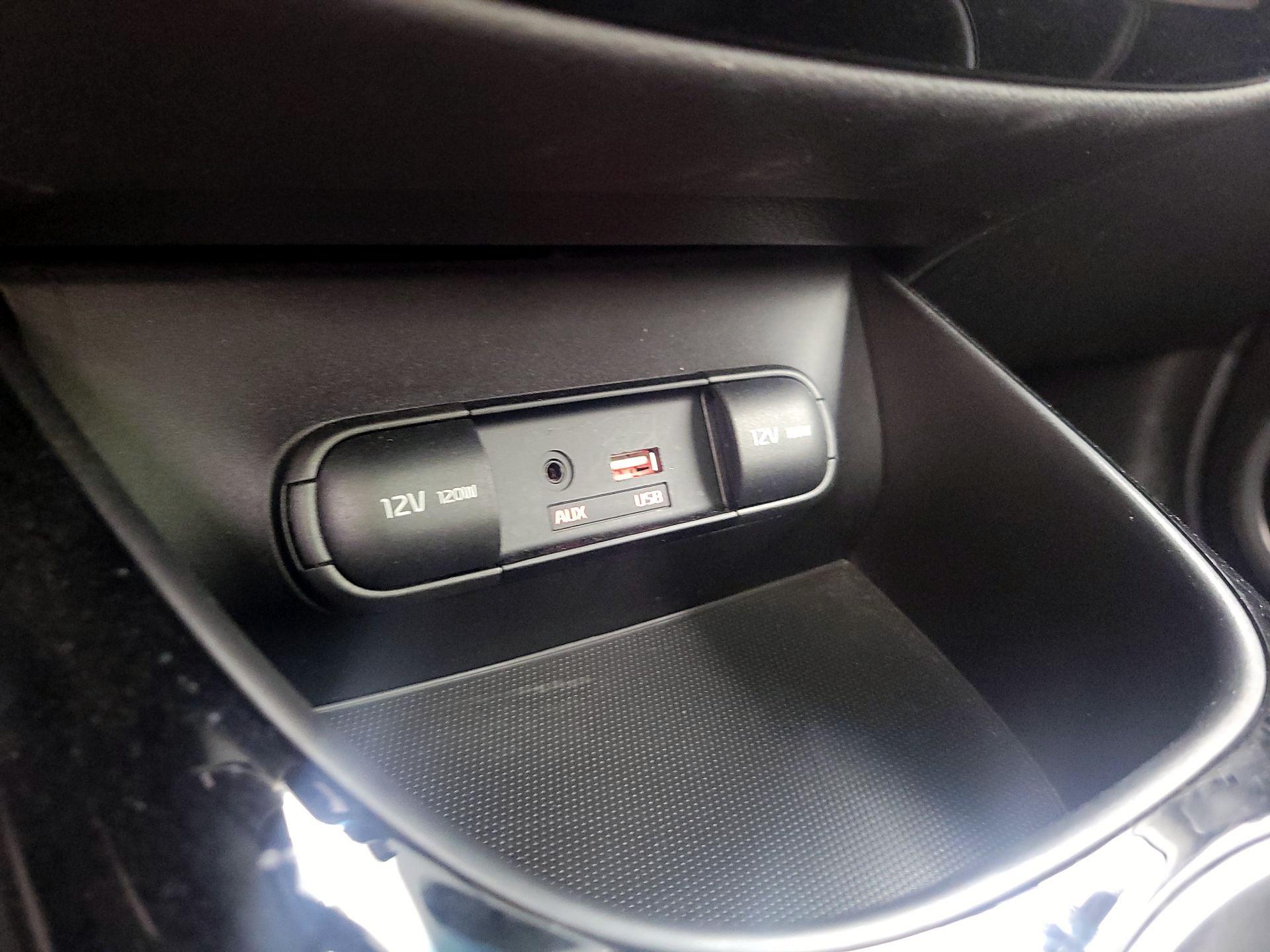 Thumbnail: 2018 Kia Soul - 19