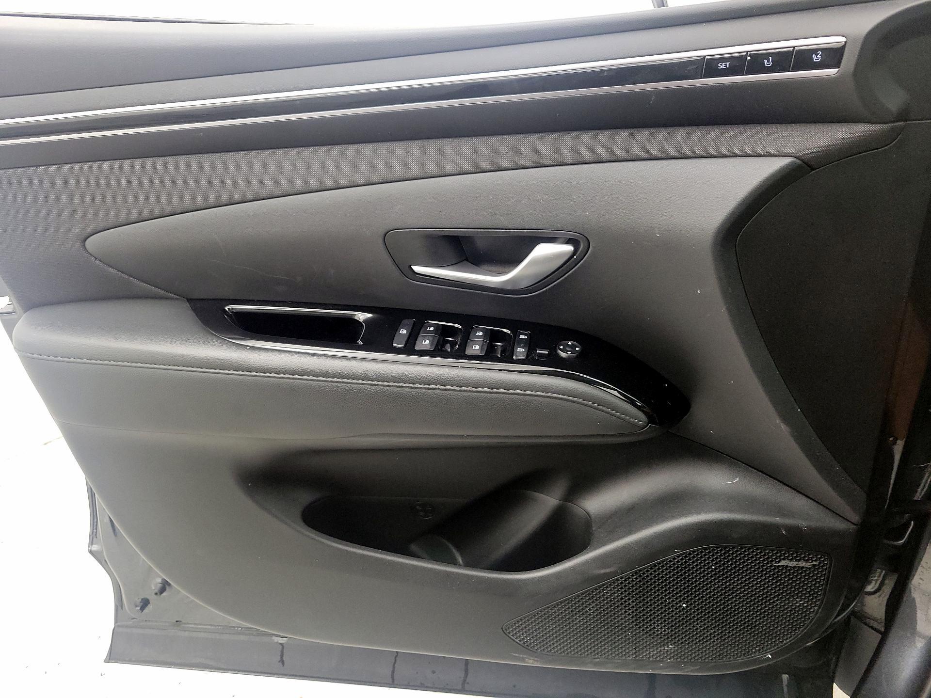Thumbnail: 2023 Hyundai Tucson - 12