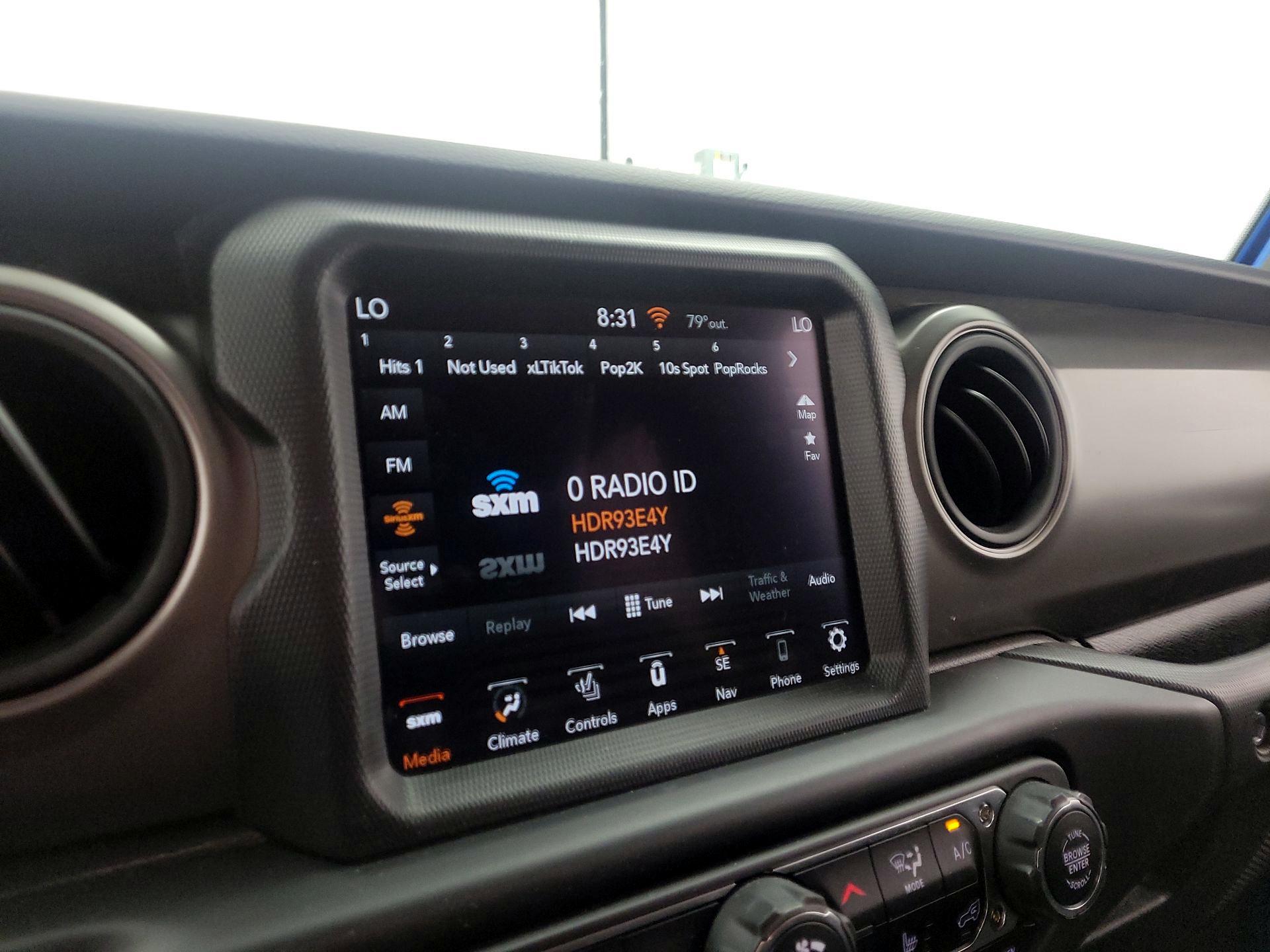 Thumbnail: 2022 Jeep Wrangler - 14