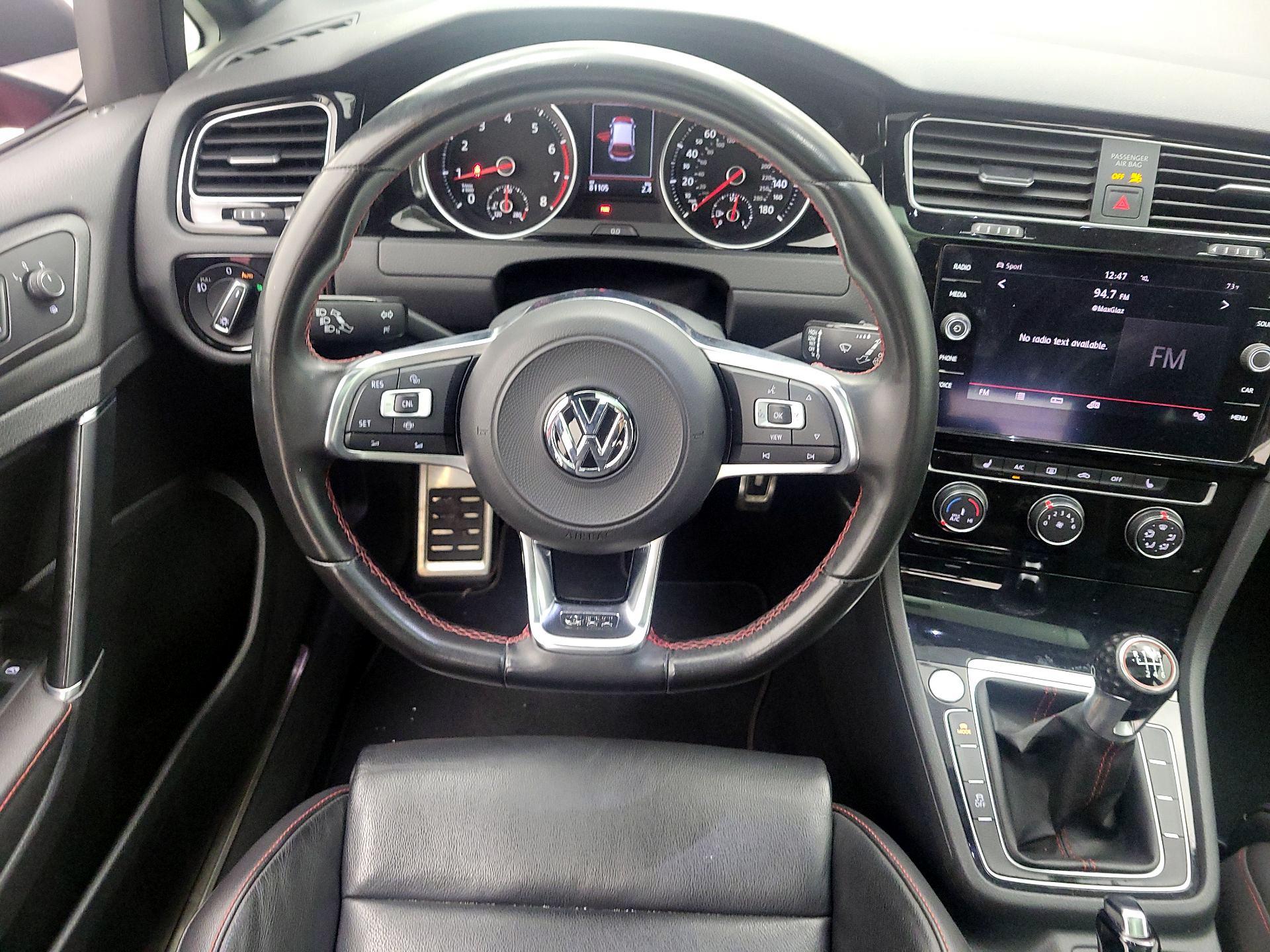 Thumbnail: 2019 Volkswagen Golf - 10