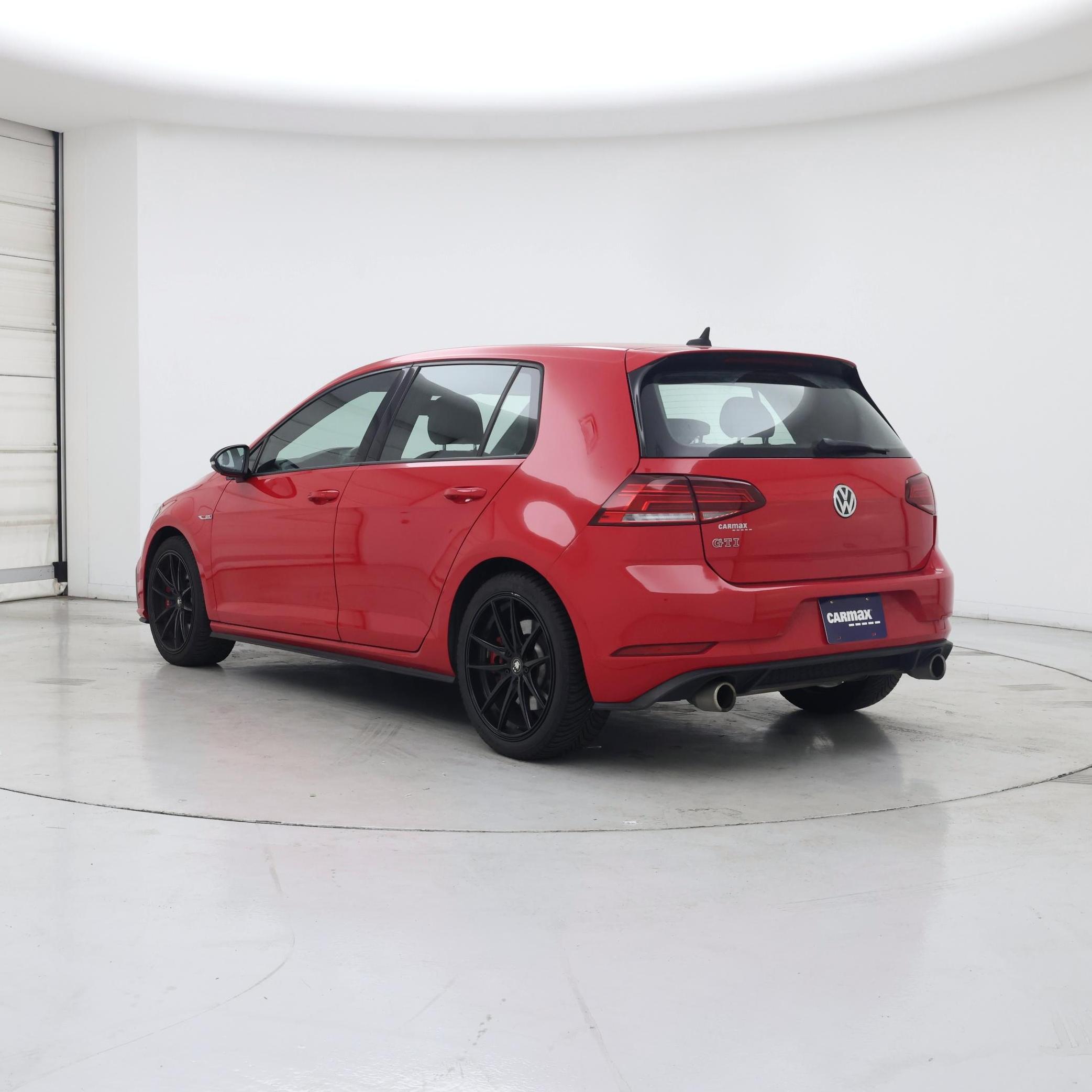 Thumbnail: 2019 Volkswagen Golf - 2