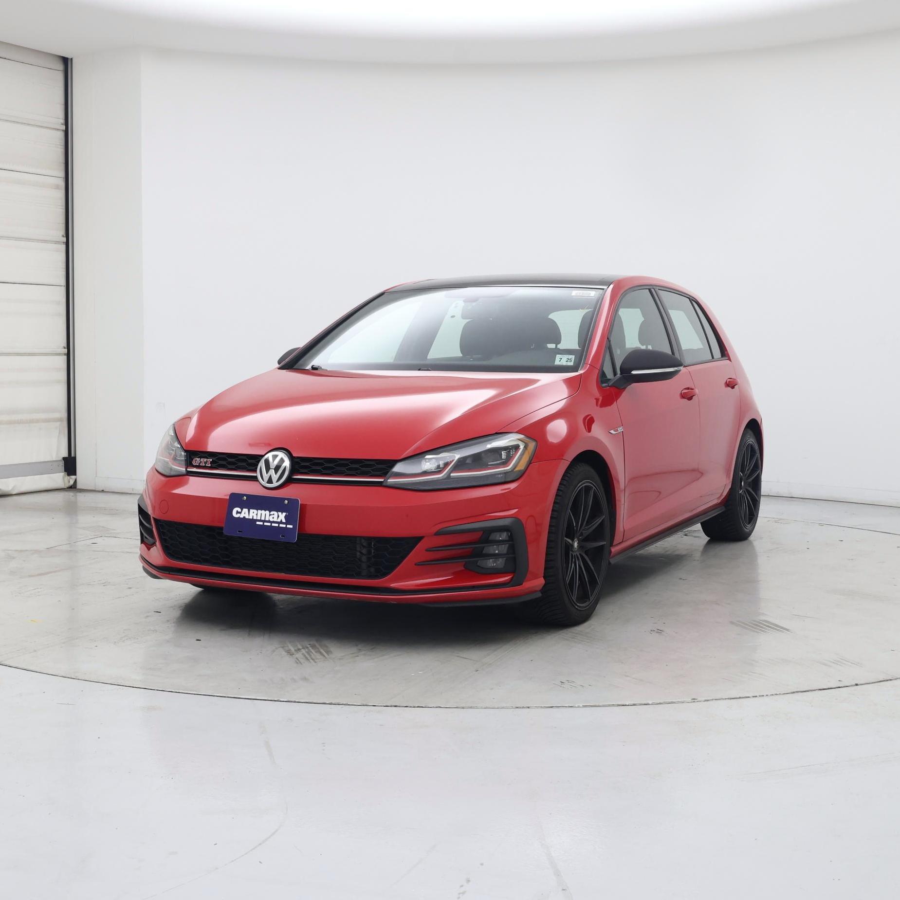 Thumbnail: 2019 Volkswagen Golf - 4