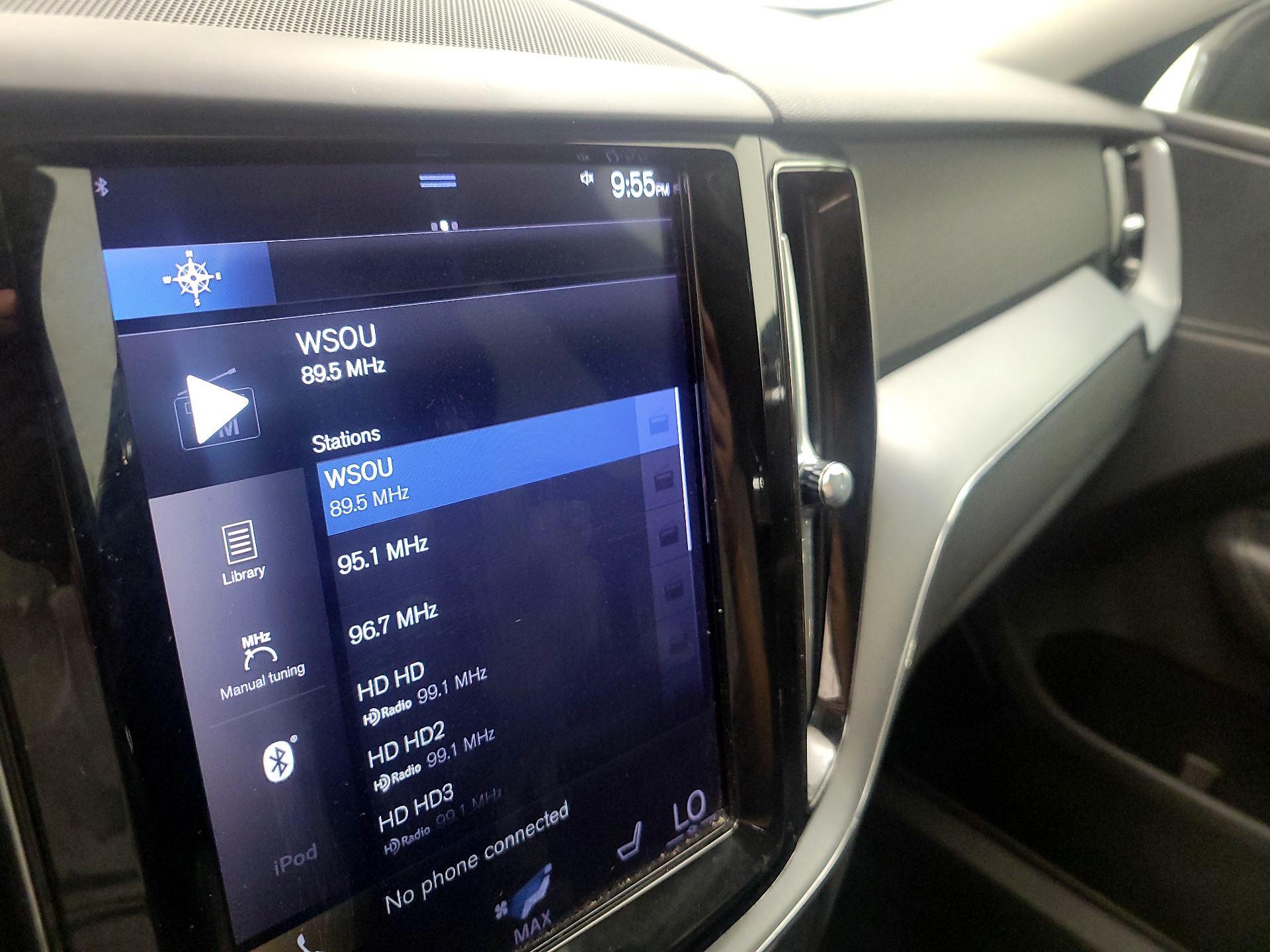 Thumbnail: 2019 Volvo XC60 - 16