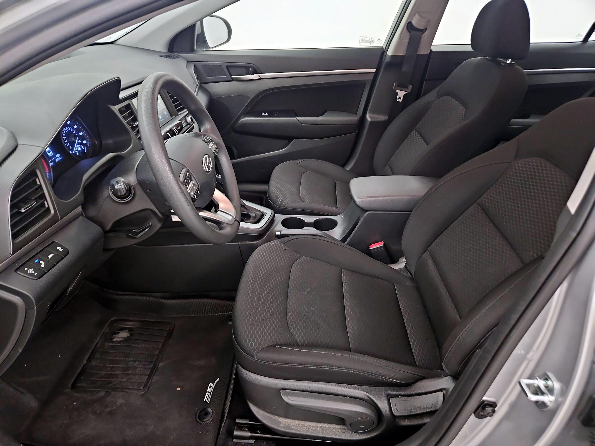 Thumbnail: 2020 Hyundai Elantra - 11