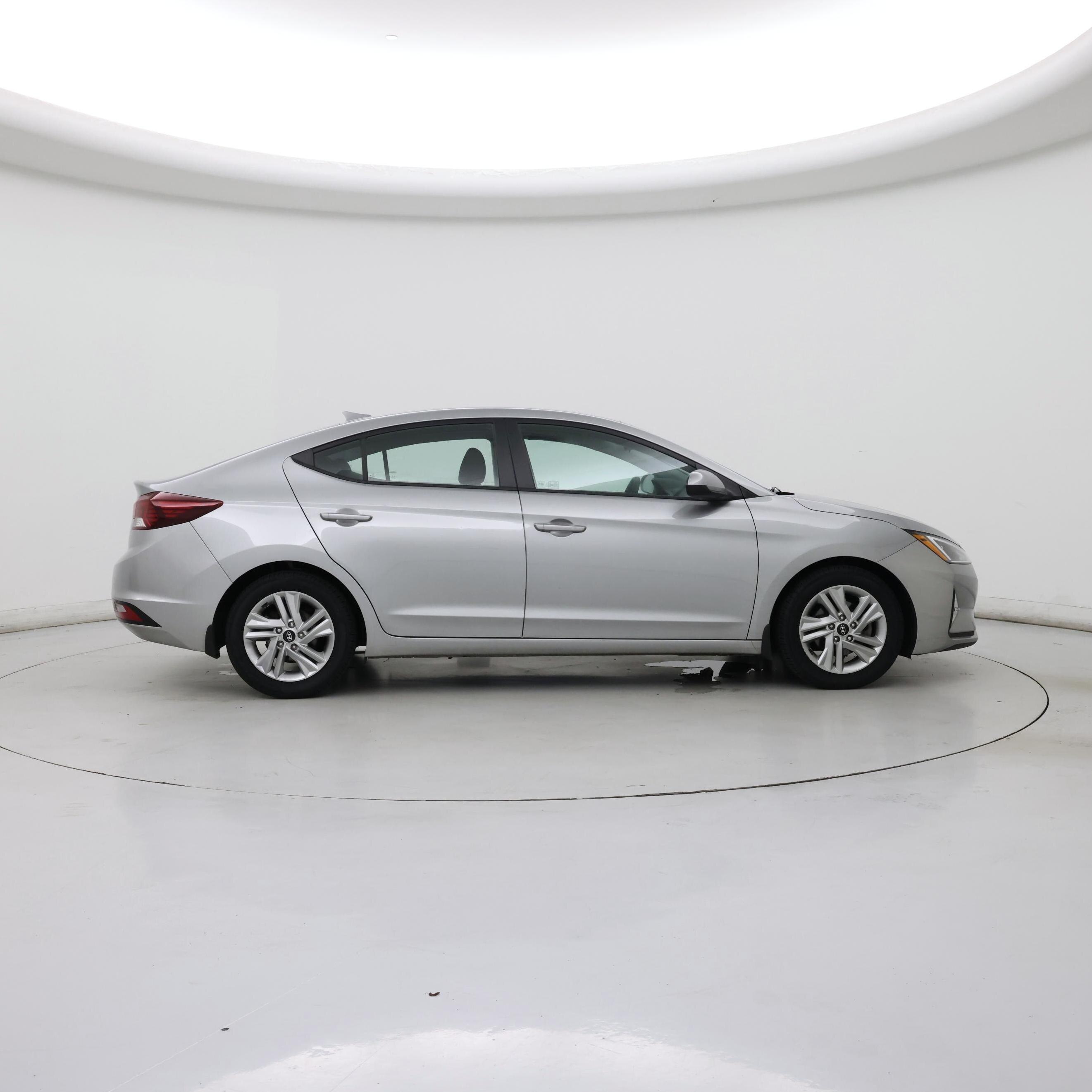 Thumbnail: 2020 Hyundai Elantra - 7