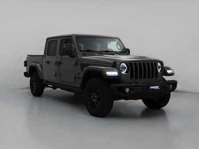 Gray 2023 Jeep Gladiator Freedom