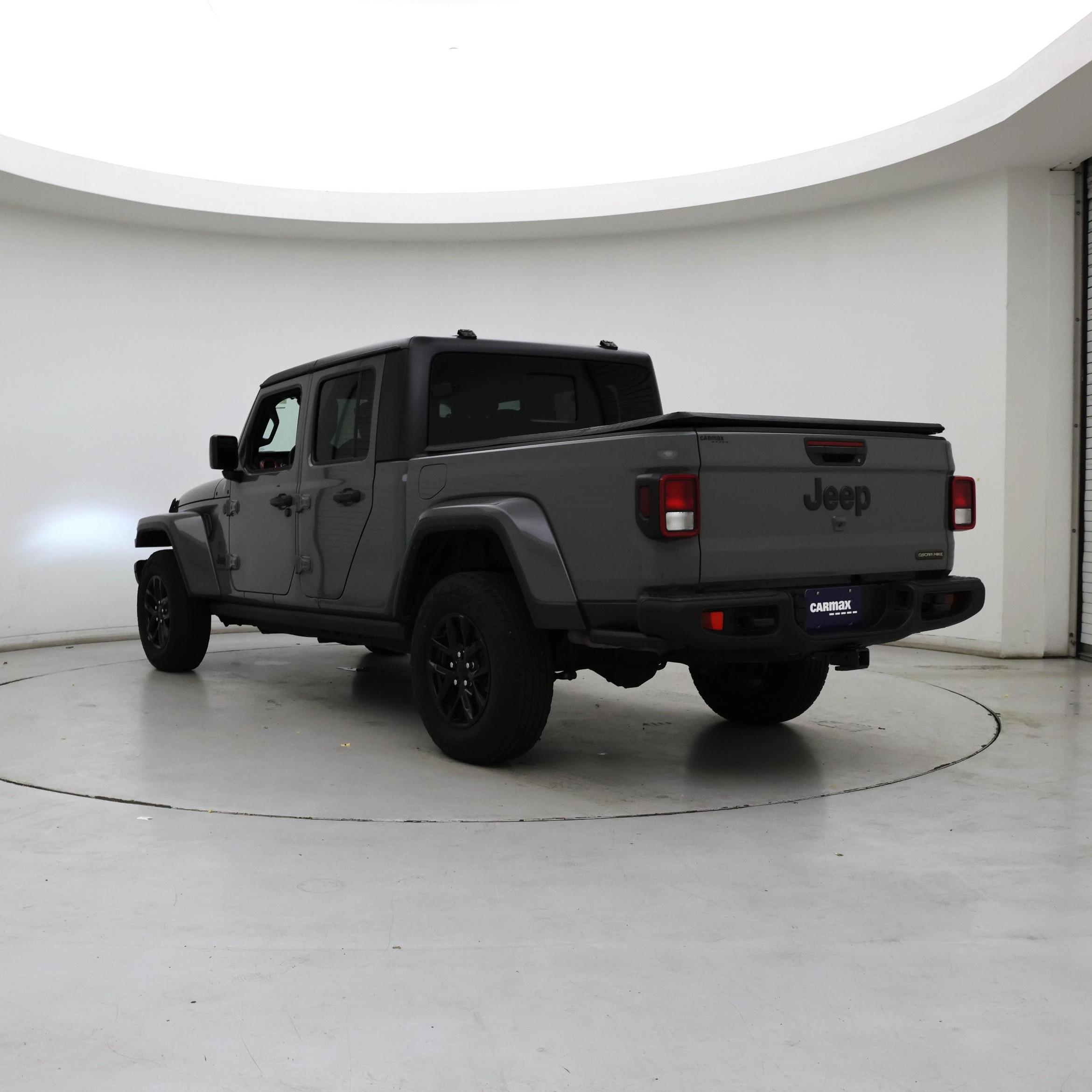 Thumbnail: 2023 Jeep Gladiator - 2