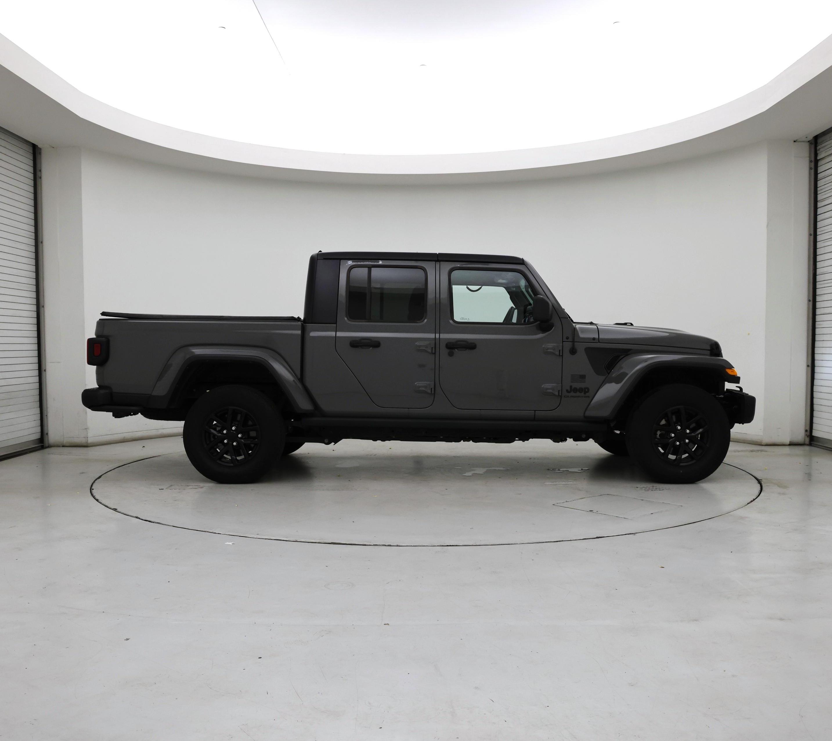 Thumbnail: 2023 Jeep Gladiator - 7