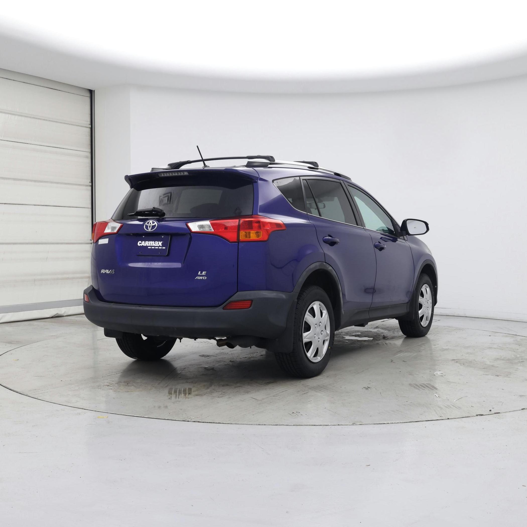 Thumbnail: 2014 Toyota RAV4 - 8