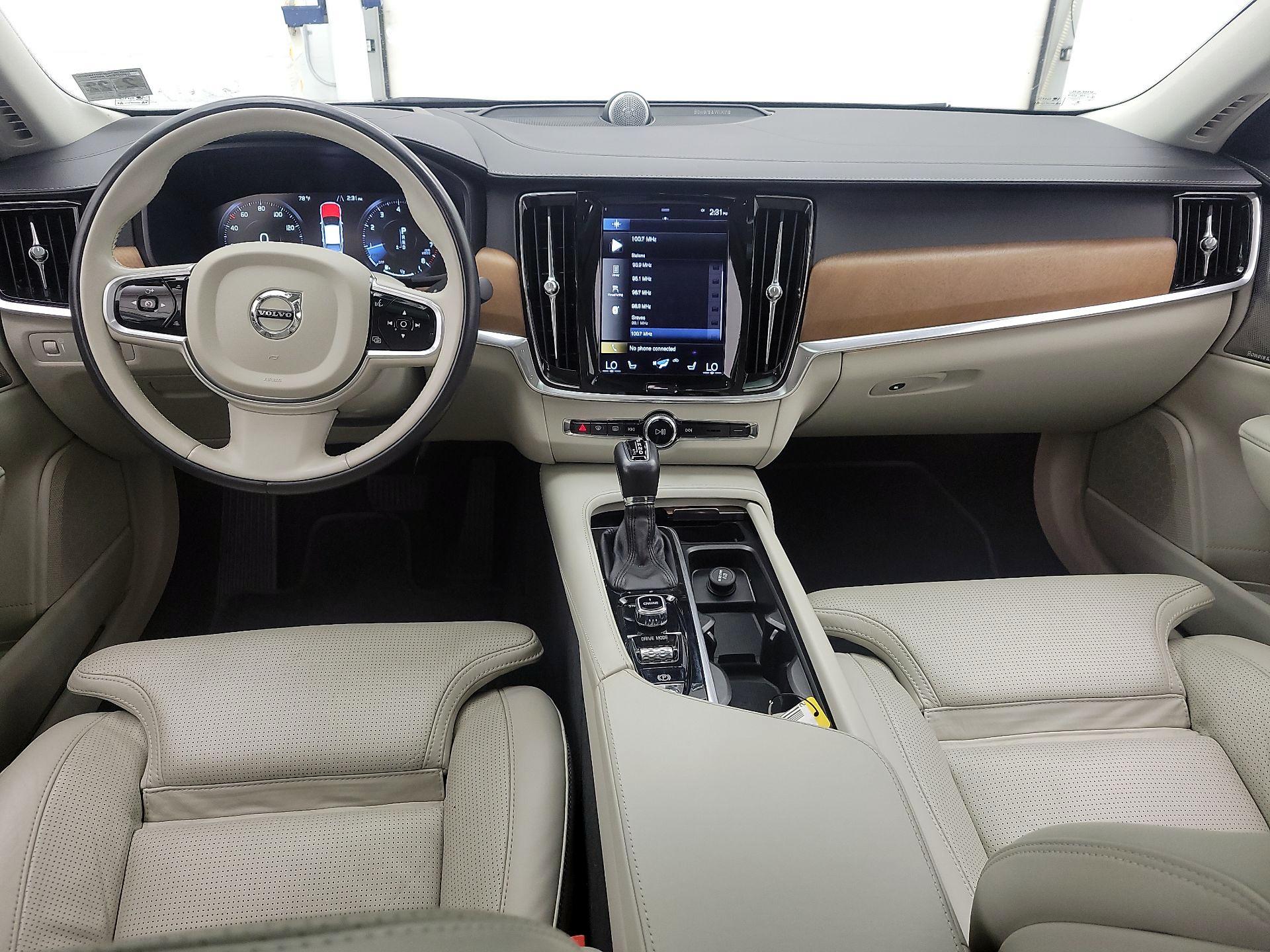 Thumbnail: 2017 Volvo S90 - 9
