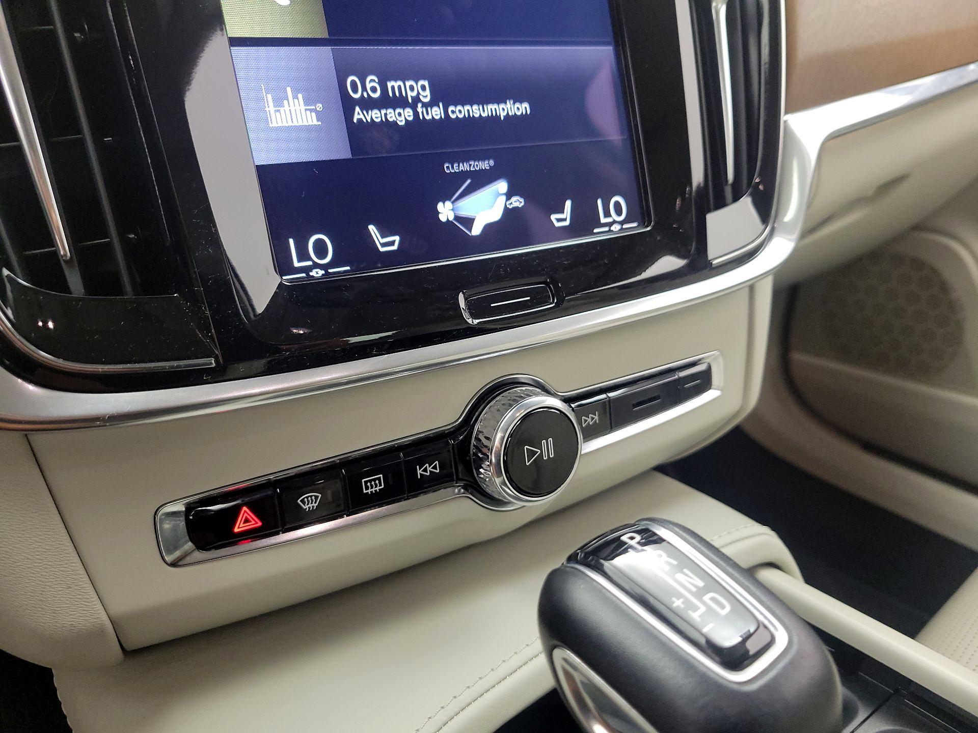 Thumbnail: 2017 Volvo S90 - 15