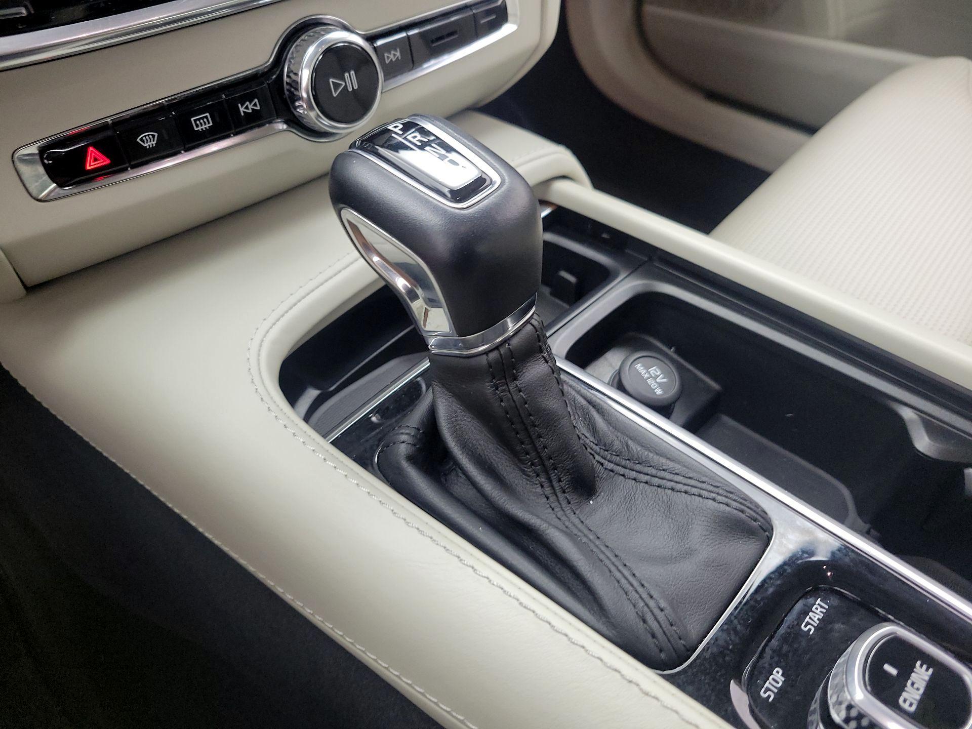Thumbnail: 2017 Volvo S90 - 16