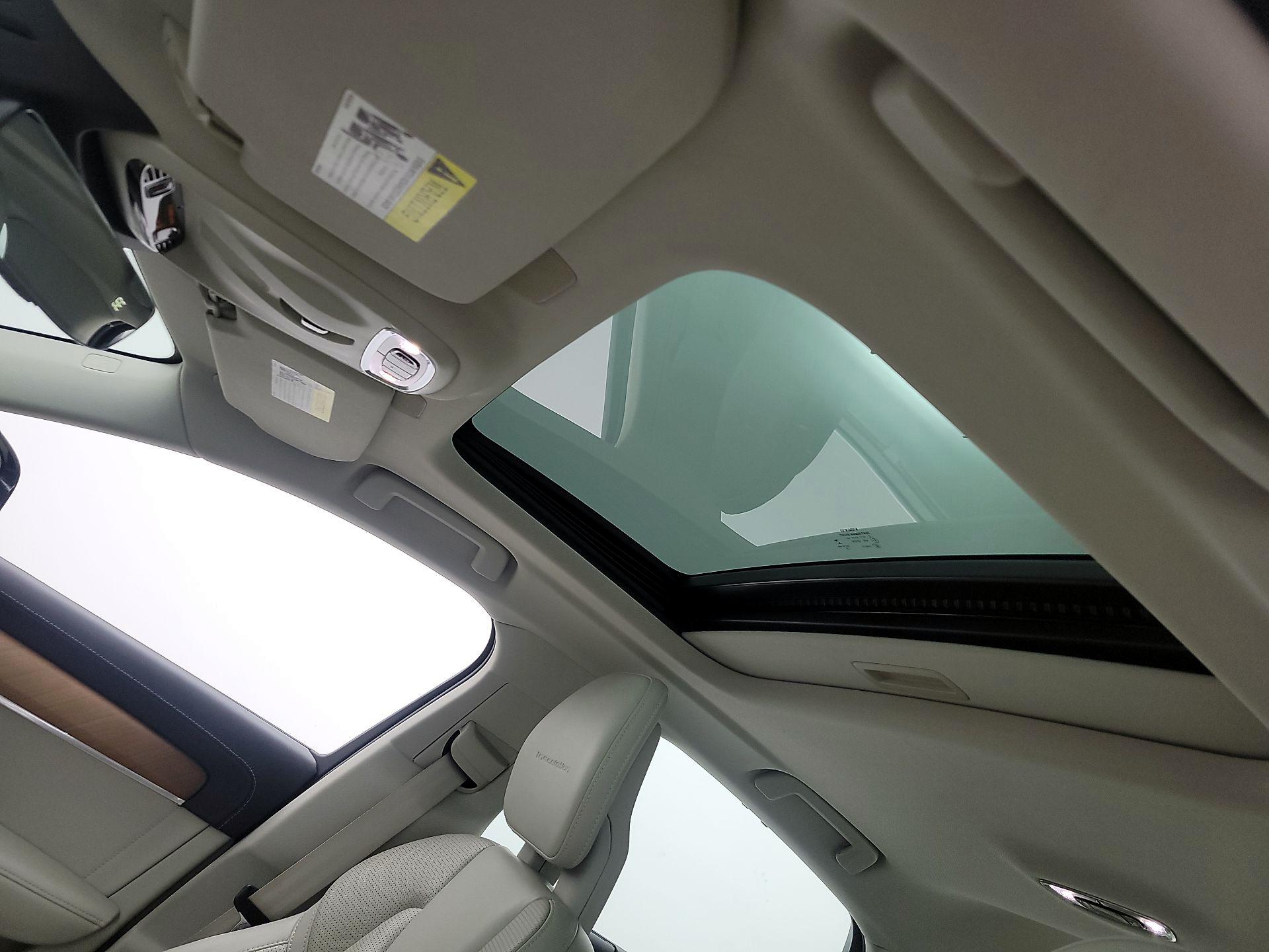 Thumbnail: 2017 Volvo S90 - 17