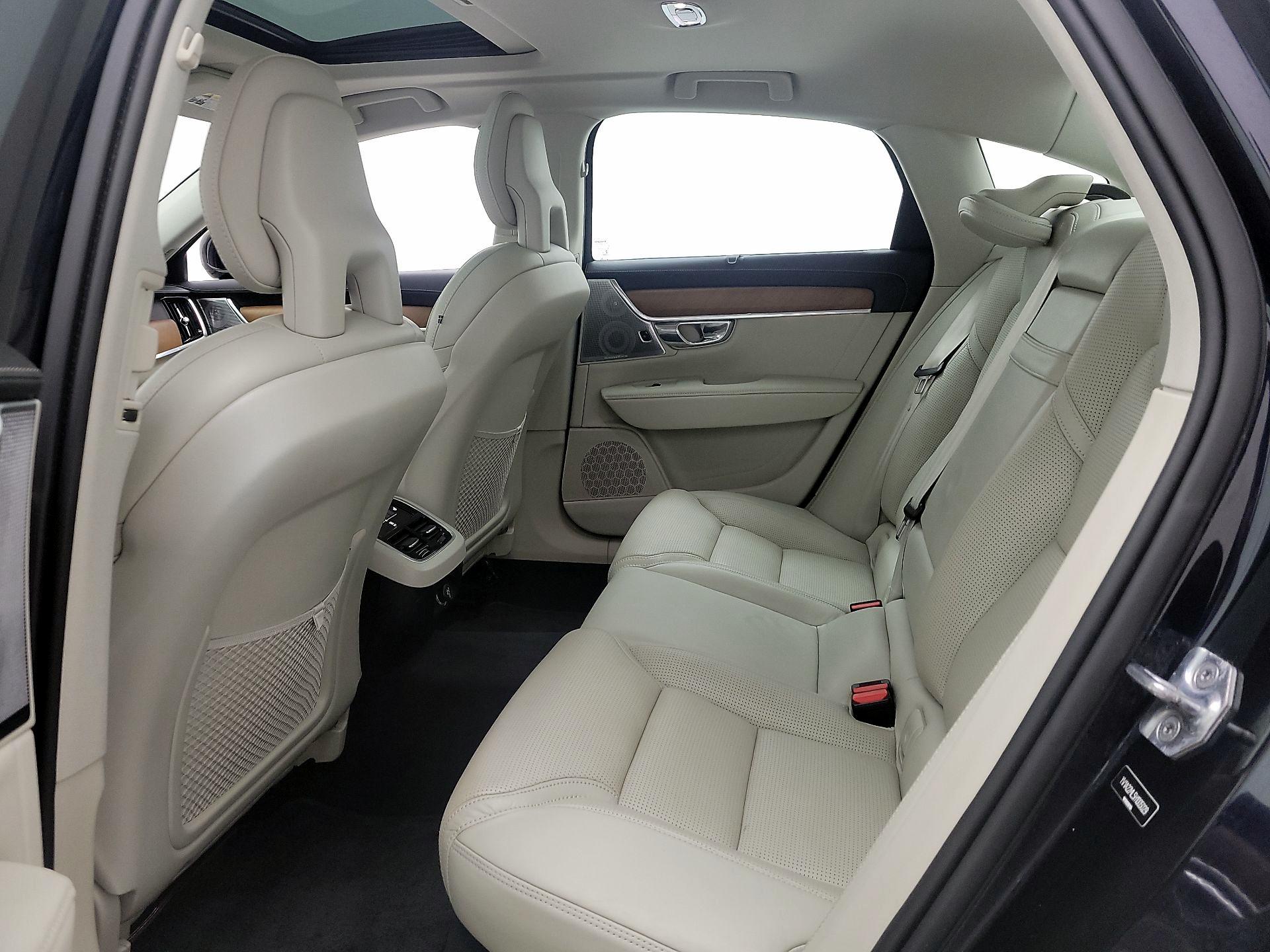 Thumbnail: 2017 Volvo S90 - 18