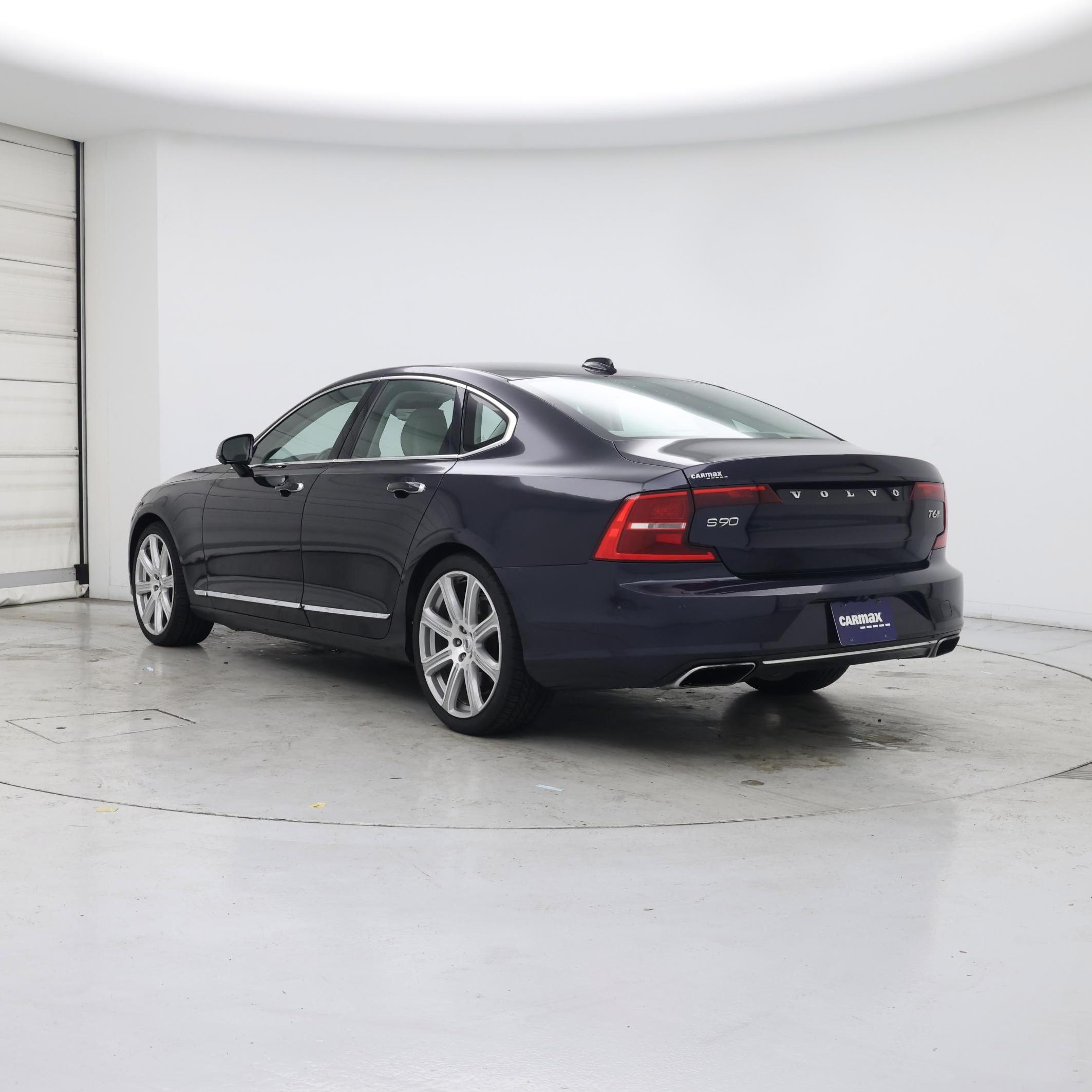 Thumbnail: 2017 Volvo S90 - 2