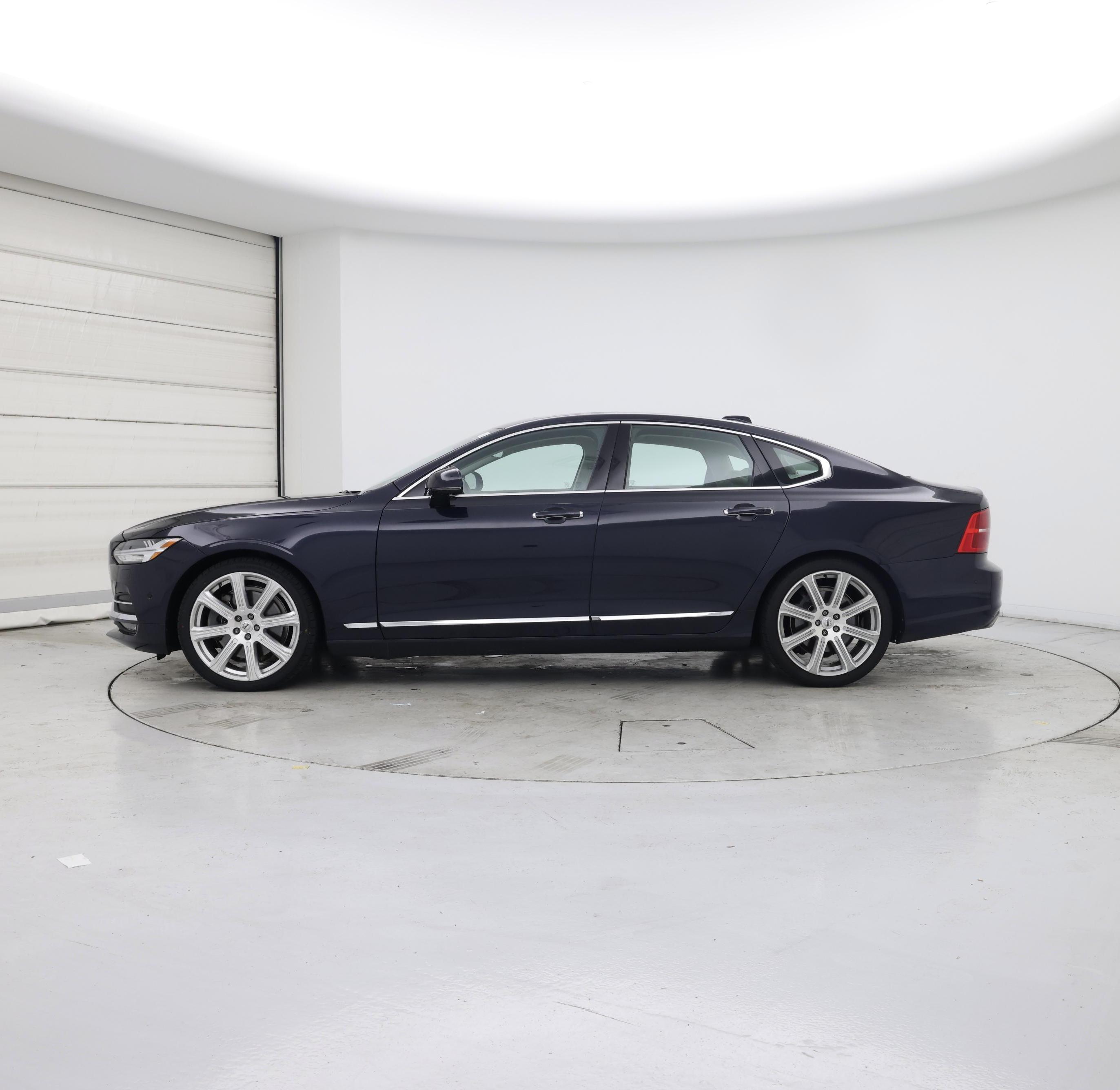 Thumbnail: 2017 Volvo S90 - 3