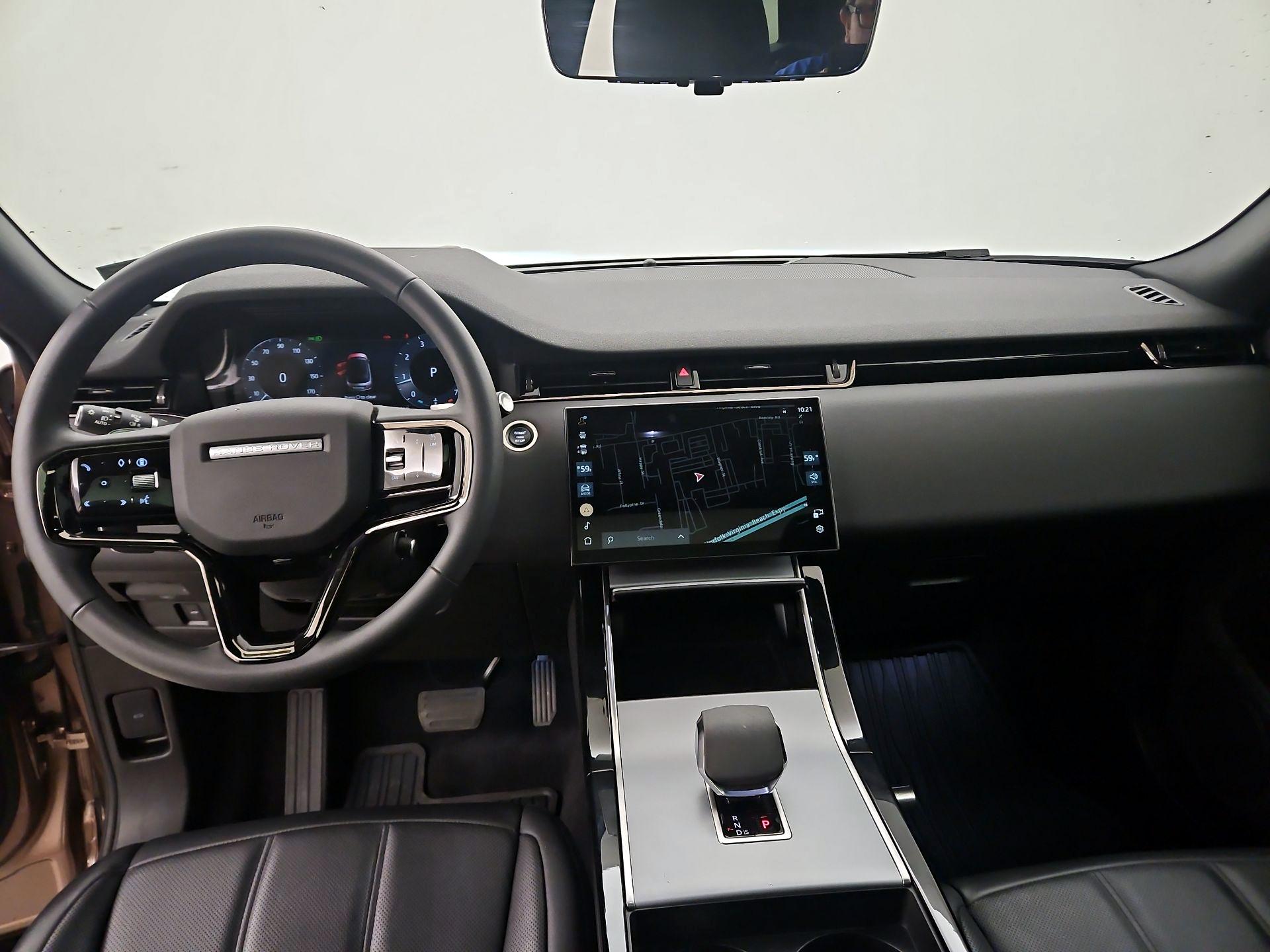Thumbnail: 2024 Land Rover Range Rover Evoque - 9