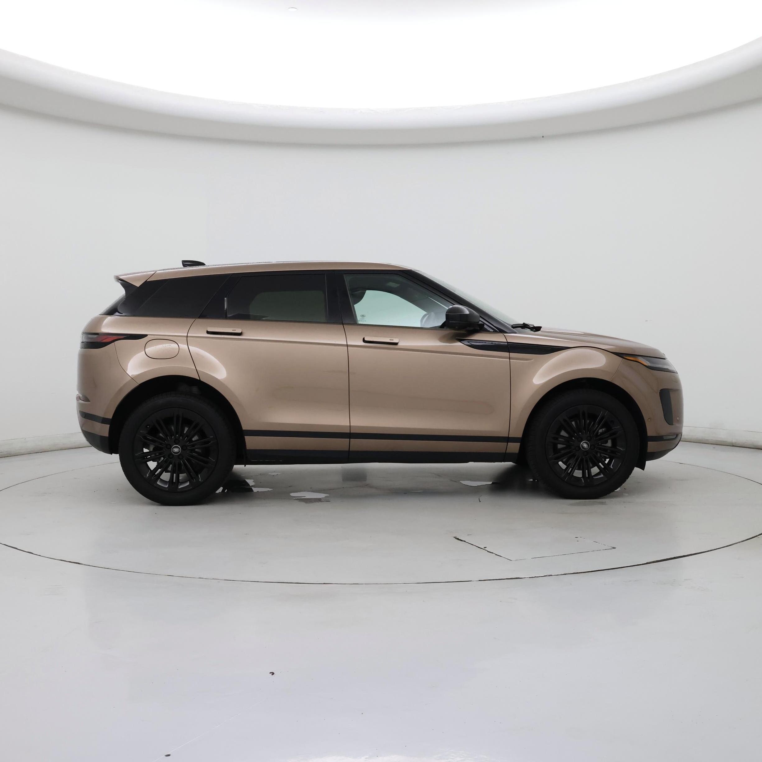Thumbnail: 2024 Land Rover Range Rover Evoque - 7