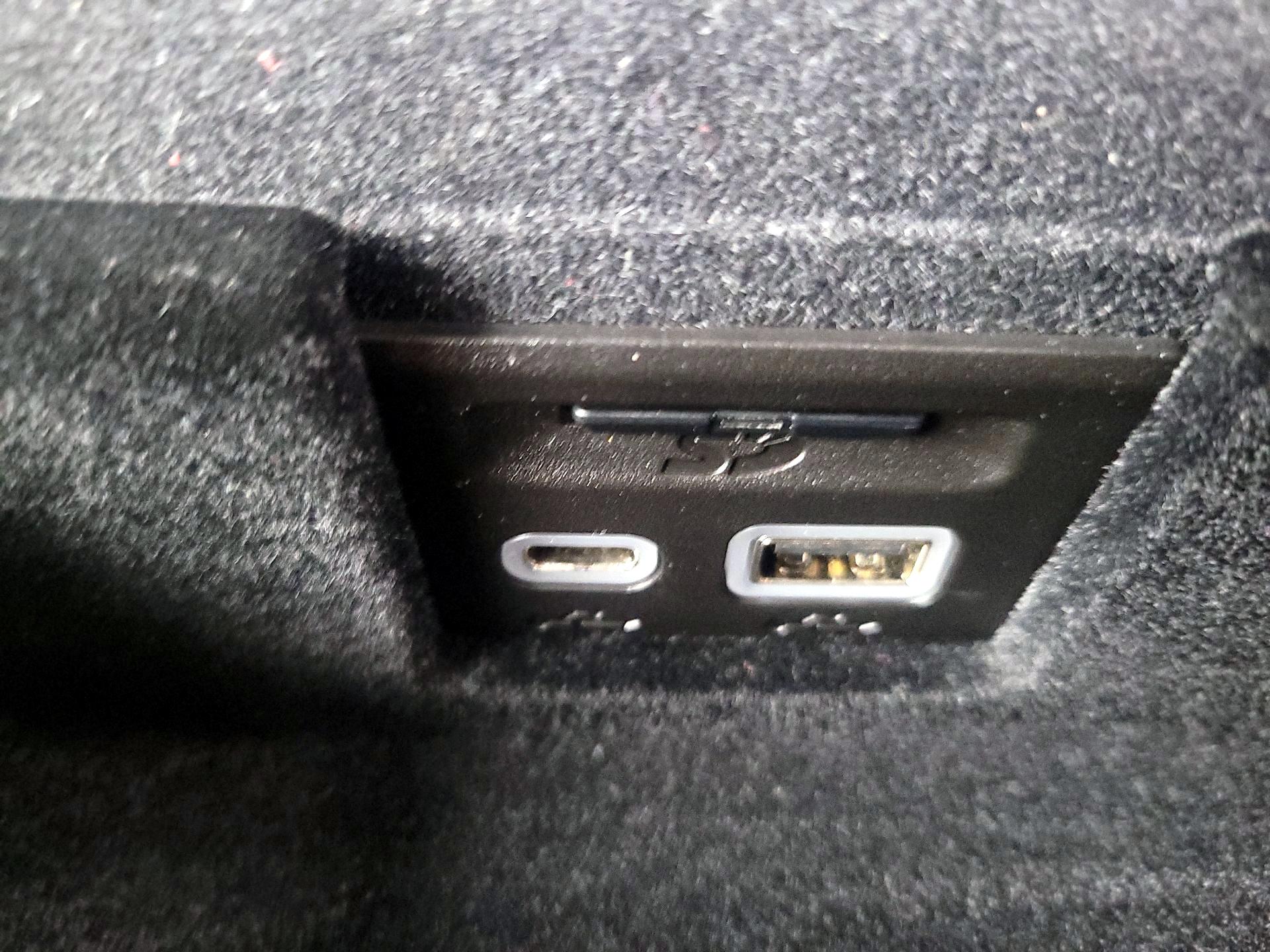 Thumbnail: 2020 Cadillac XT6 - 18