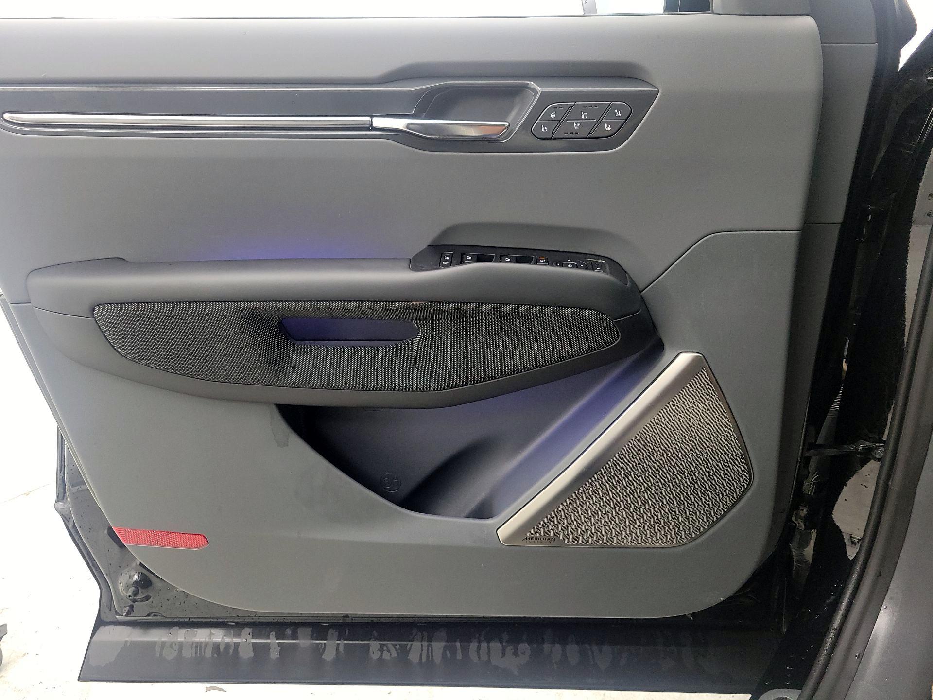 Thumbnail: 2024 Kia EV9 - 12