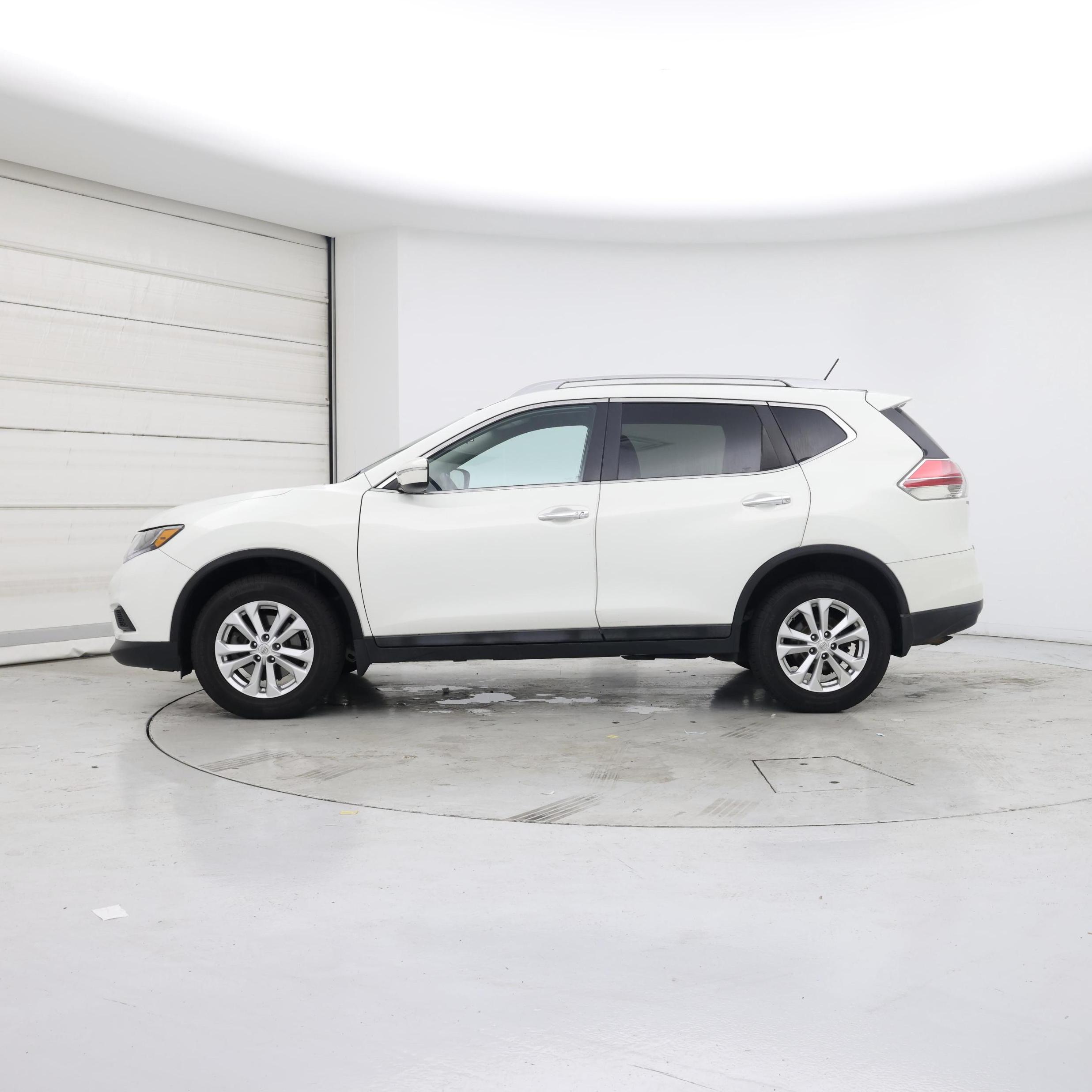 Thumbnail: 2014 Nissan Rogue - 3