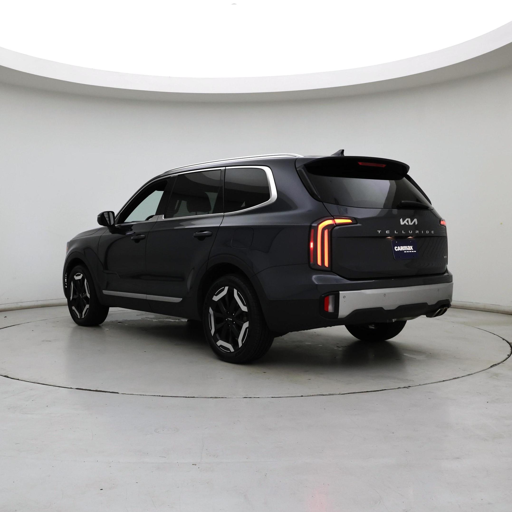 Thumbnail: 2023 Kia Telluride - 2