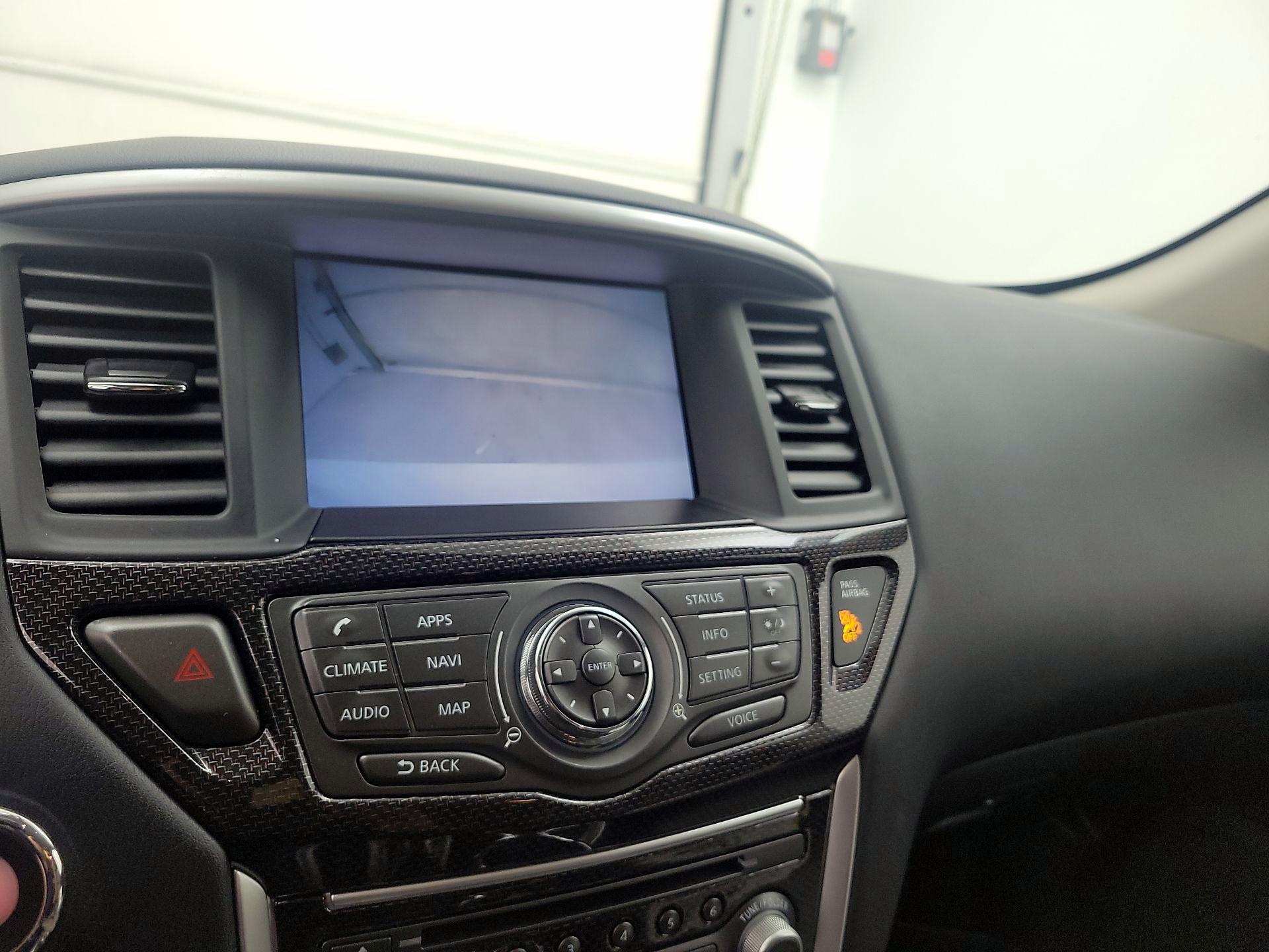 Thumbnail: 2020 Nissan Pathfinder - 14