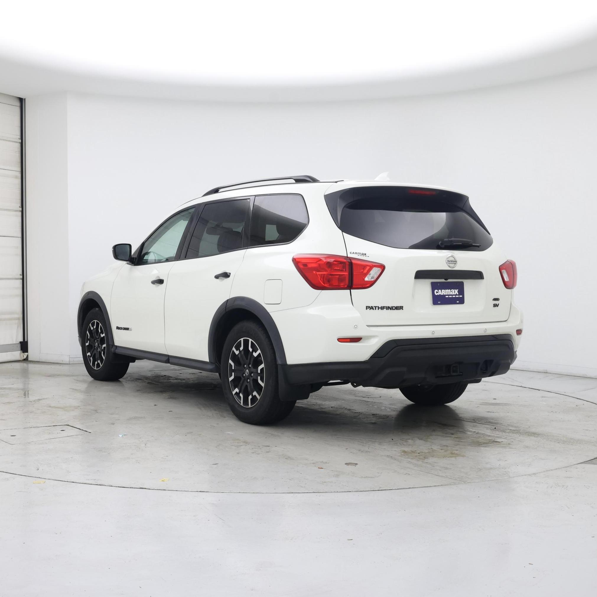 Thumbnail: 2020 Nissan Pathfinder - 2