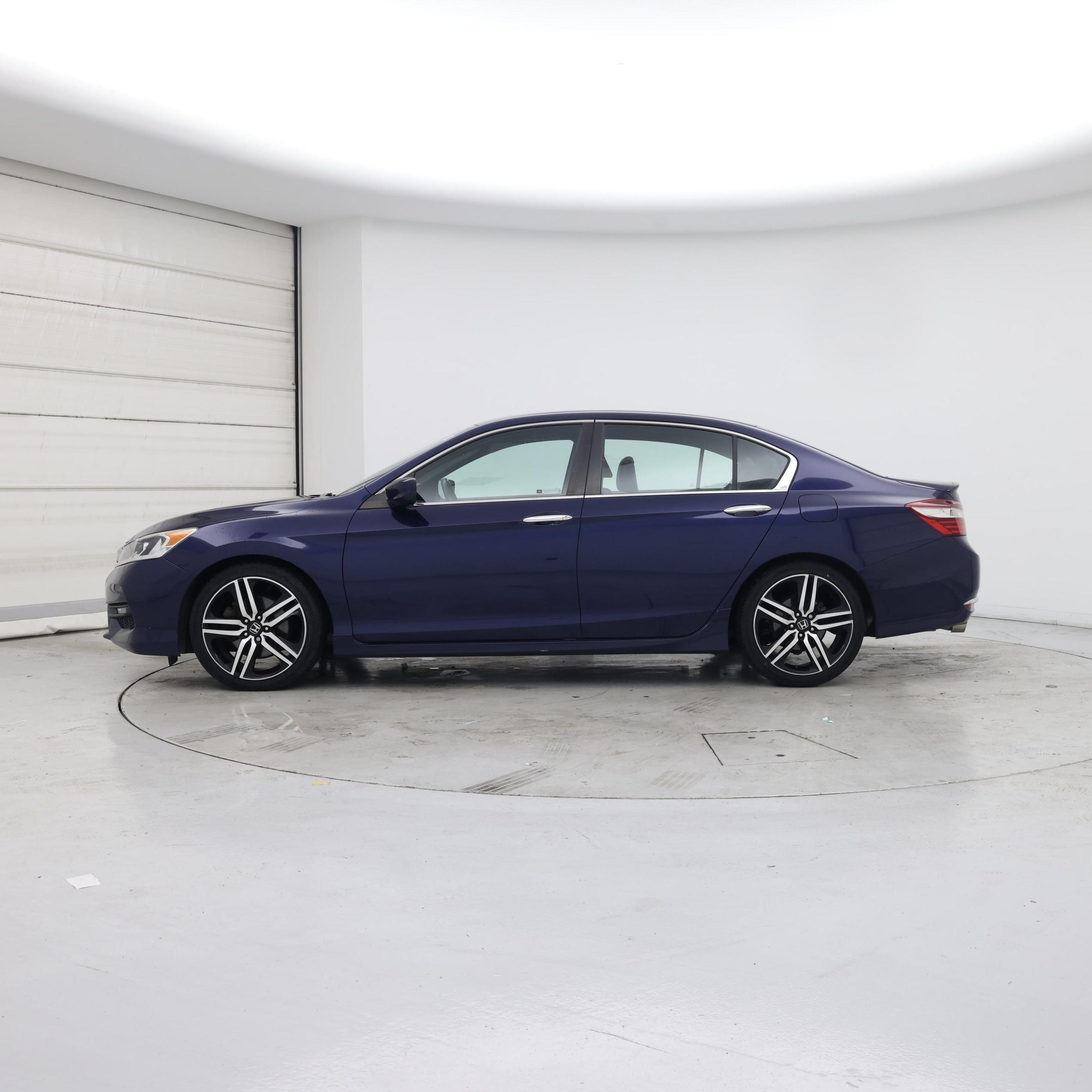 Thumbnail: 2017 Honda Accord - 3