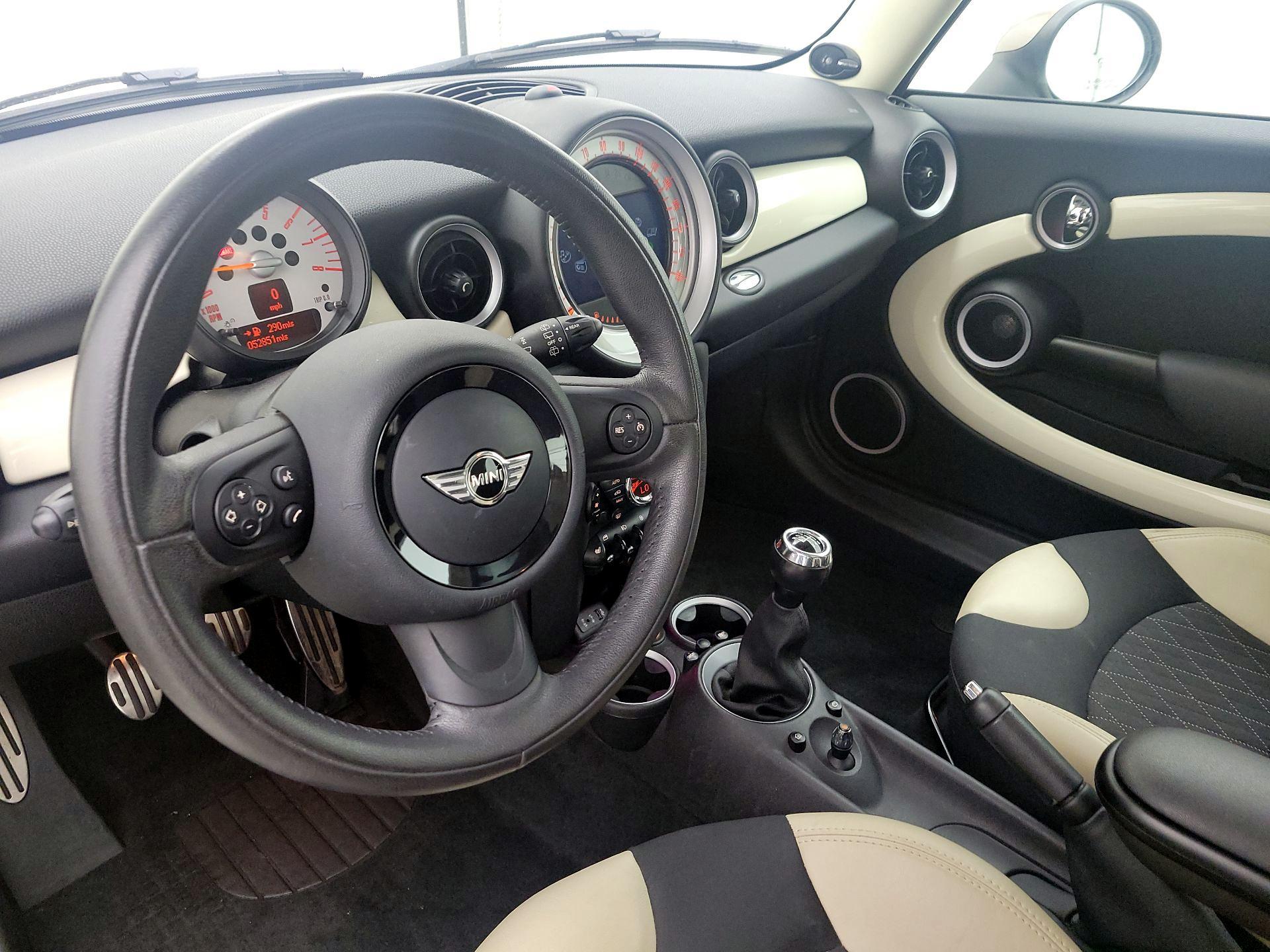 Thumbnail: 2014 MINI Cooper Clubman - 9