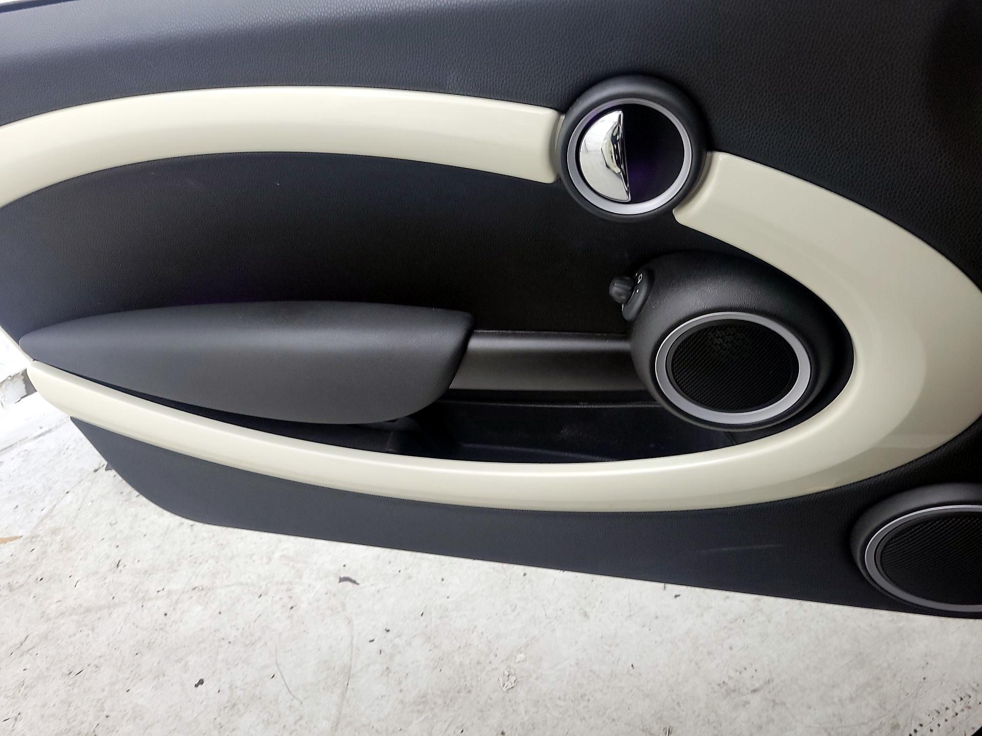 Thumbnail: 2014 MINI Cooper Clubman - 12