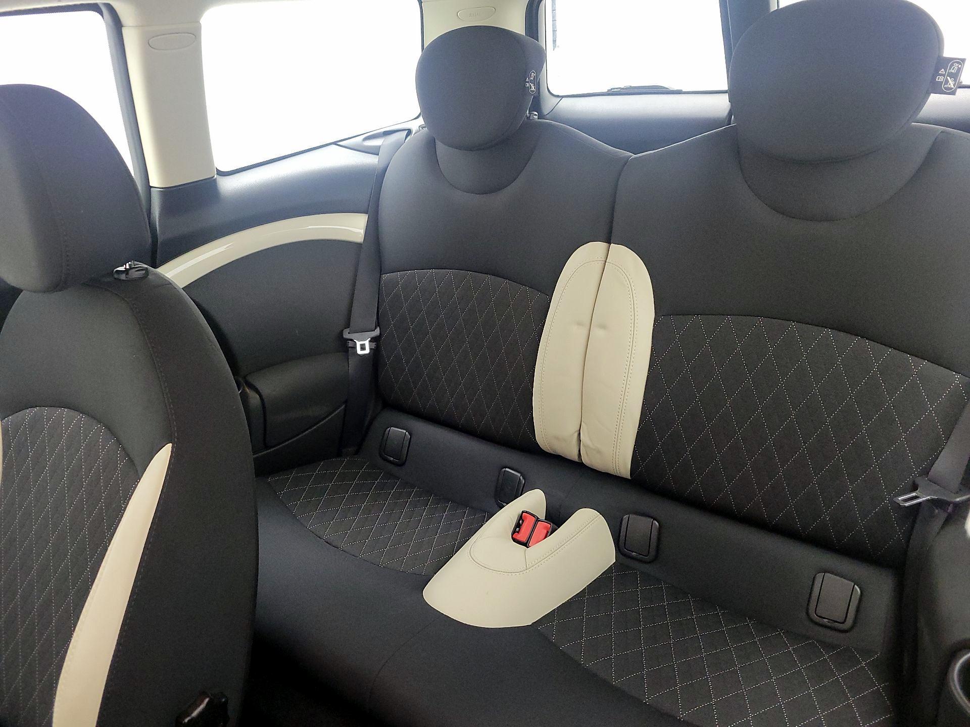 Thumbnail: 2014 MINI Cooper Clubman - 19