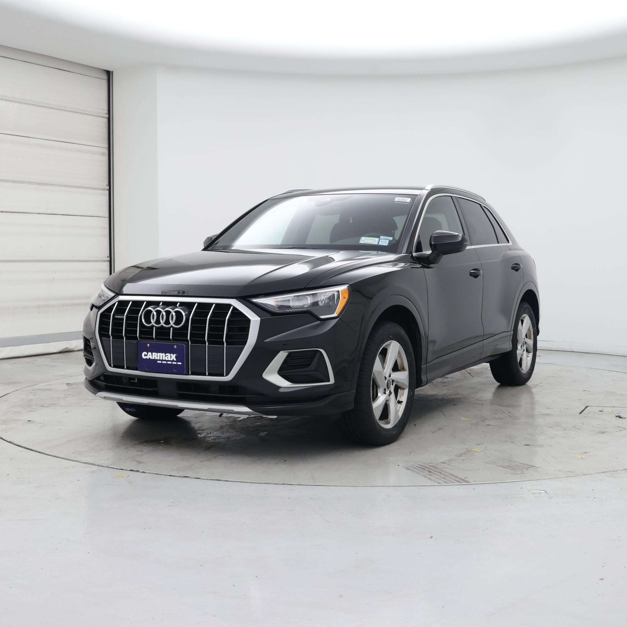 Thumbnail: 2021 Audi Q3 - 4