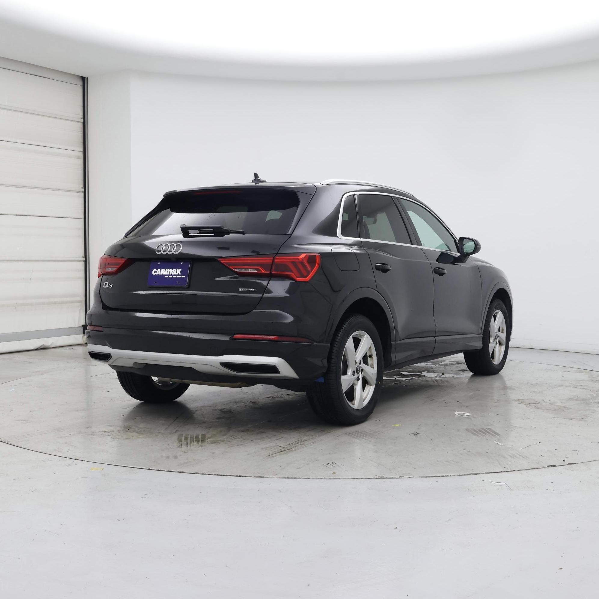 Thumbnail: 2021 Audi Q3 - 8
