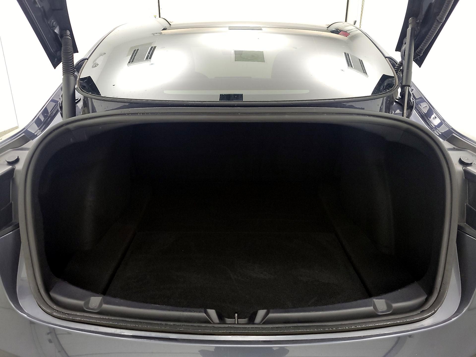 Thumbnail: 2023 Tesla Model 3 - 19